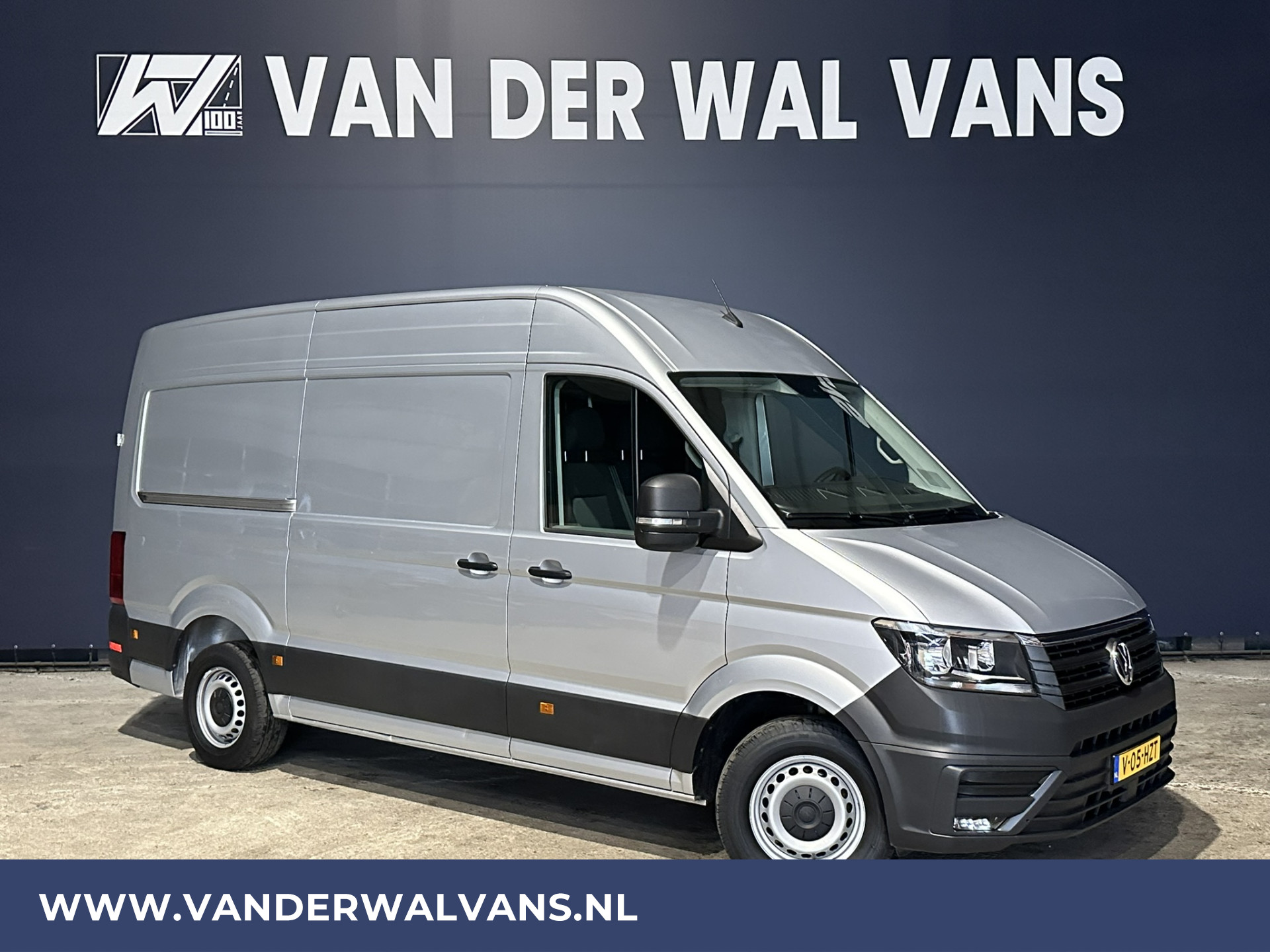 Volkswagen Crafter 2.0 TDI 141pk L3H3 L2H2 Euro6 Airco | 3000kg Trekhaak | Cruisecontrol Bijrijdersbank