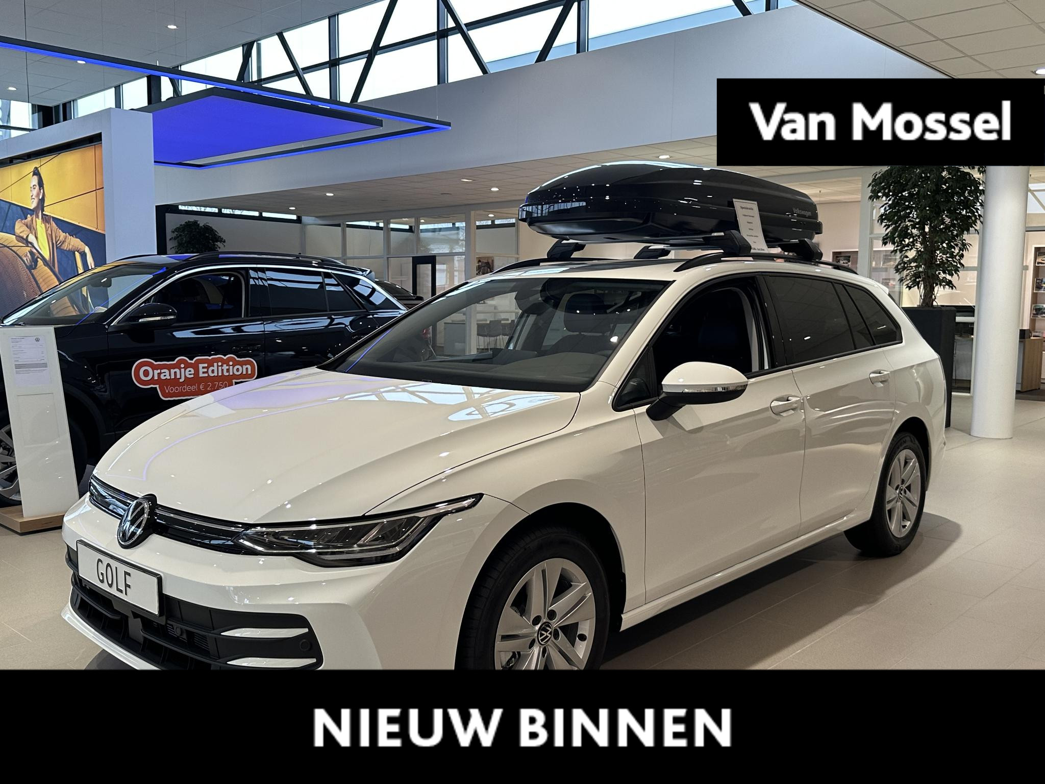 Volkswagen Golf Variant 1.5 eTSI Life Business | Ergo active stoelen | Achteruitrijcamera | Navigatie | Adaptieve cruise control | Climate control |