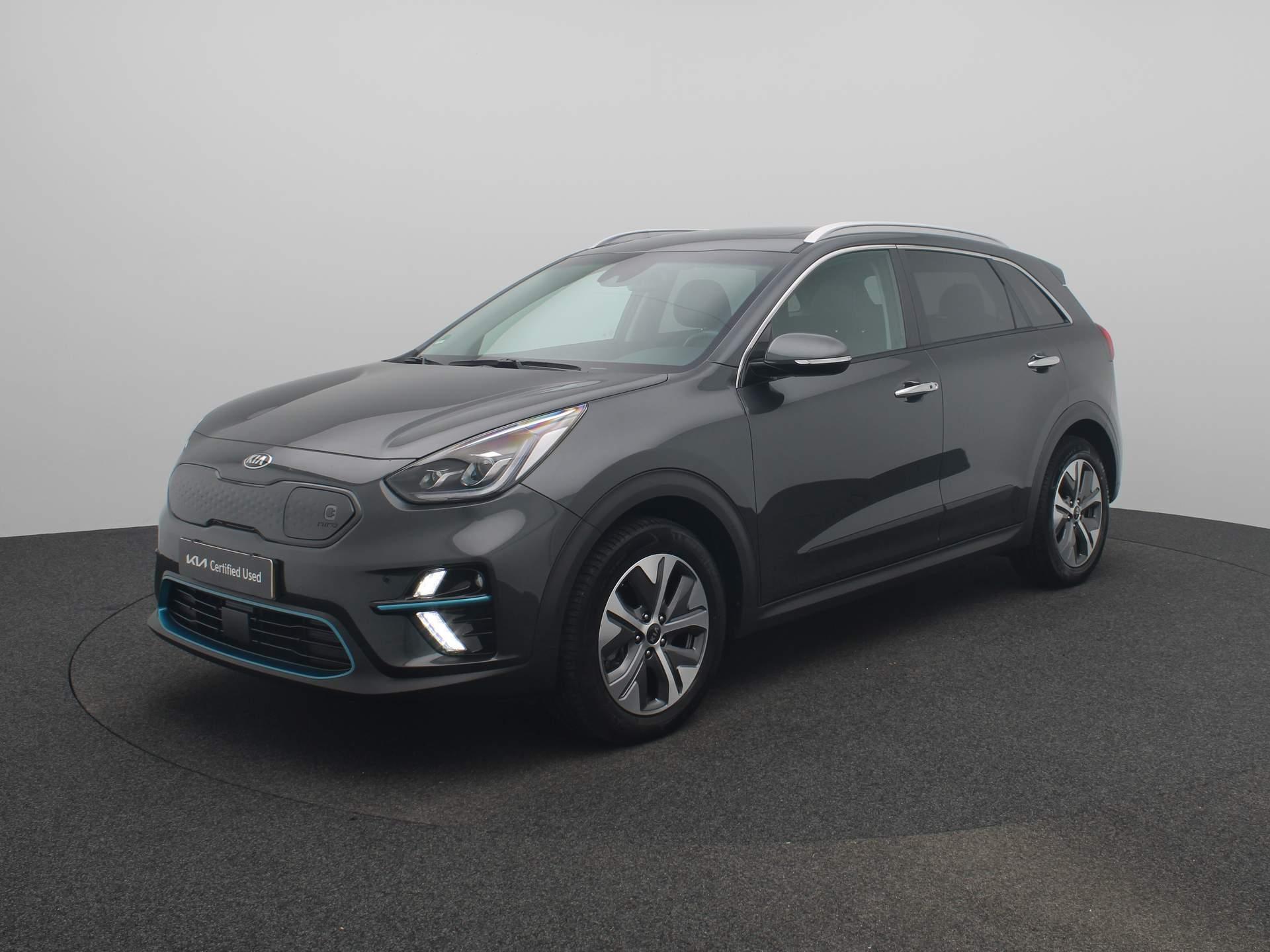 Kia e-Niro ExecutiveLine 64 kWh | 3-Fase | Stoel- en stuurverwarming | Navigatie | Camera |