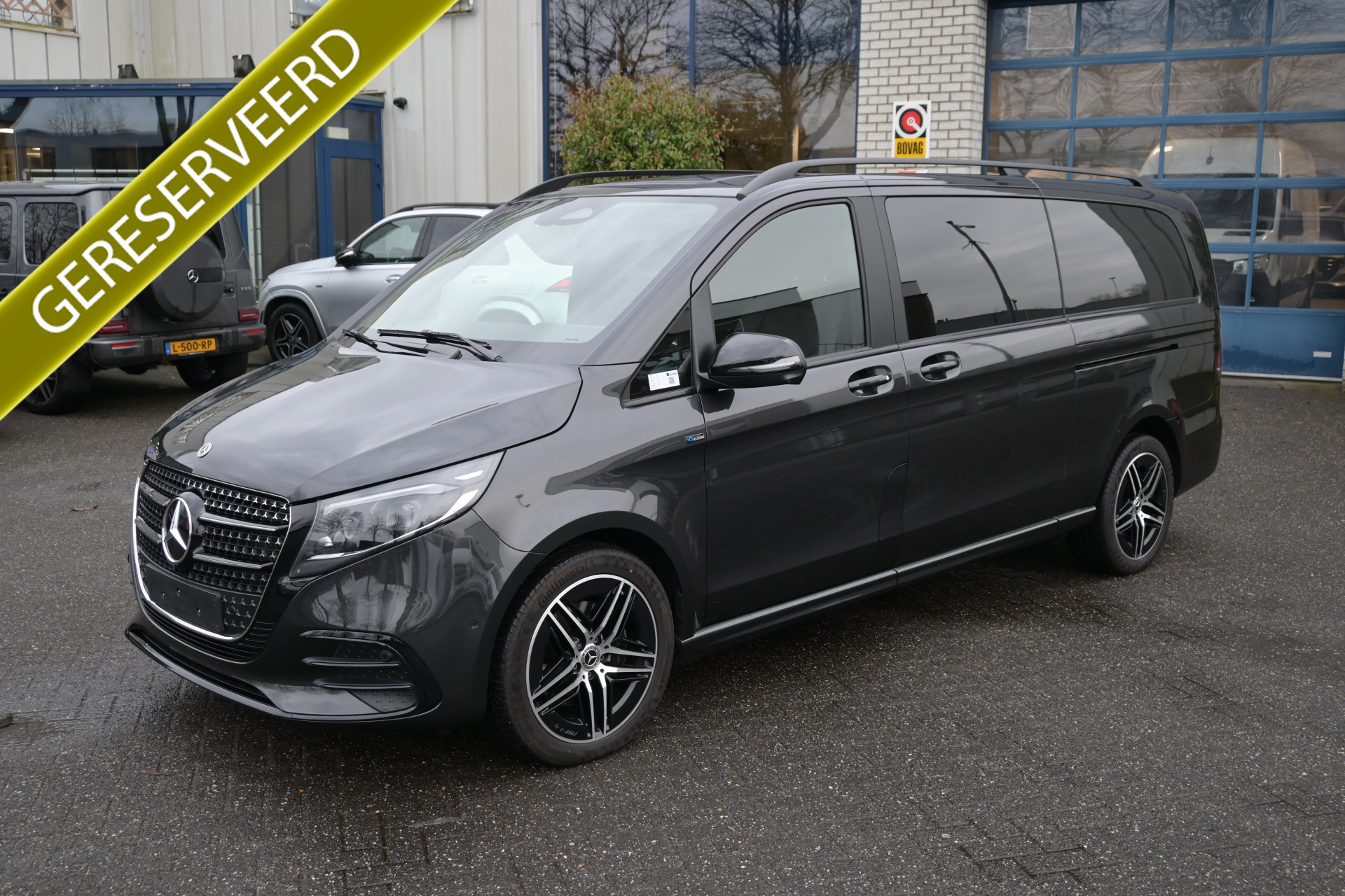 Mercedes-Benz V-Klasse 300d L3 AMG pakket, Avantgarde, Night pakket Memory stoelen, Easy pack, Winter pakket