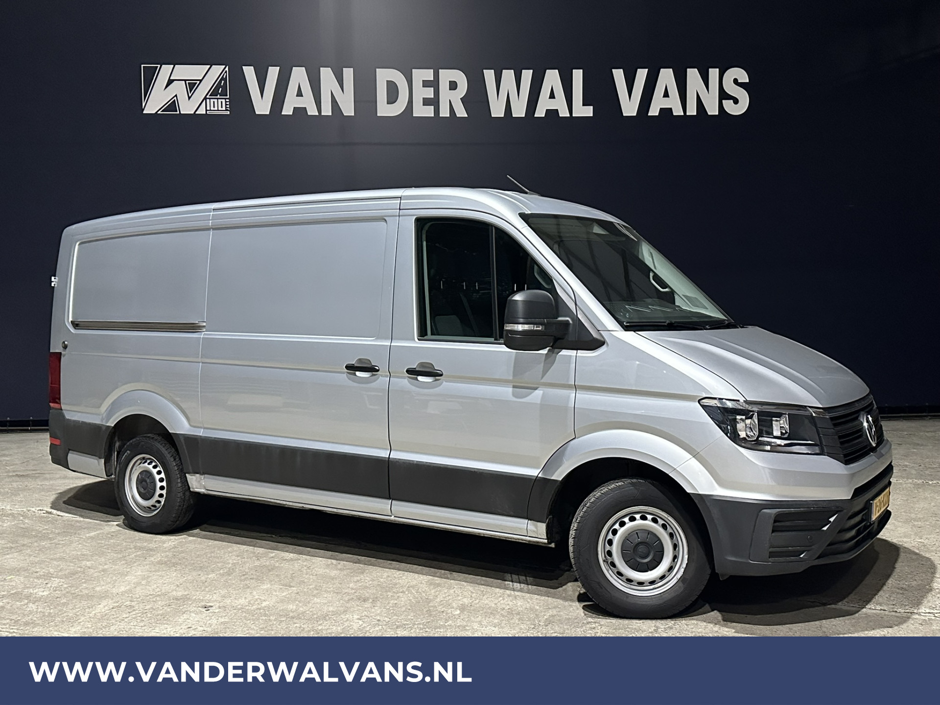 Volkswagen Crafter 2.0 TDI 141pk **BPM VRIJ voor de Ondernemer** L3H2 L2H1 Euro6 Airco | Navigatie | Apple Carplay | Android Auto | Trekhaak Parkeersensoren, Bijrijdersbank