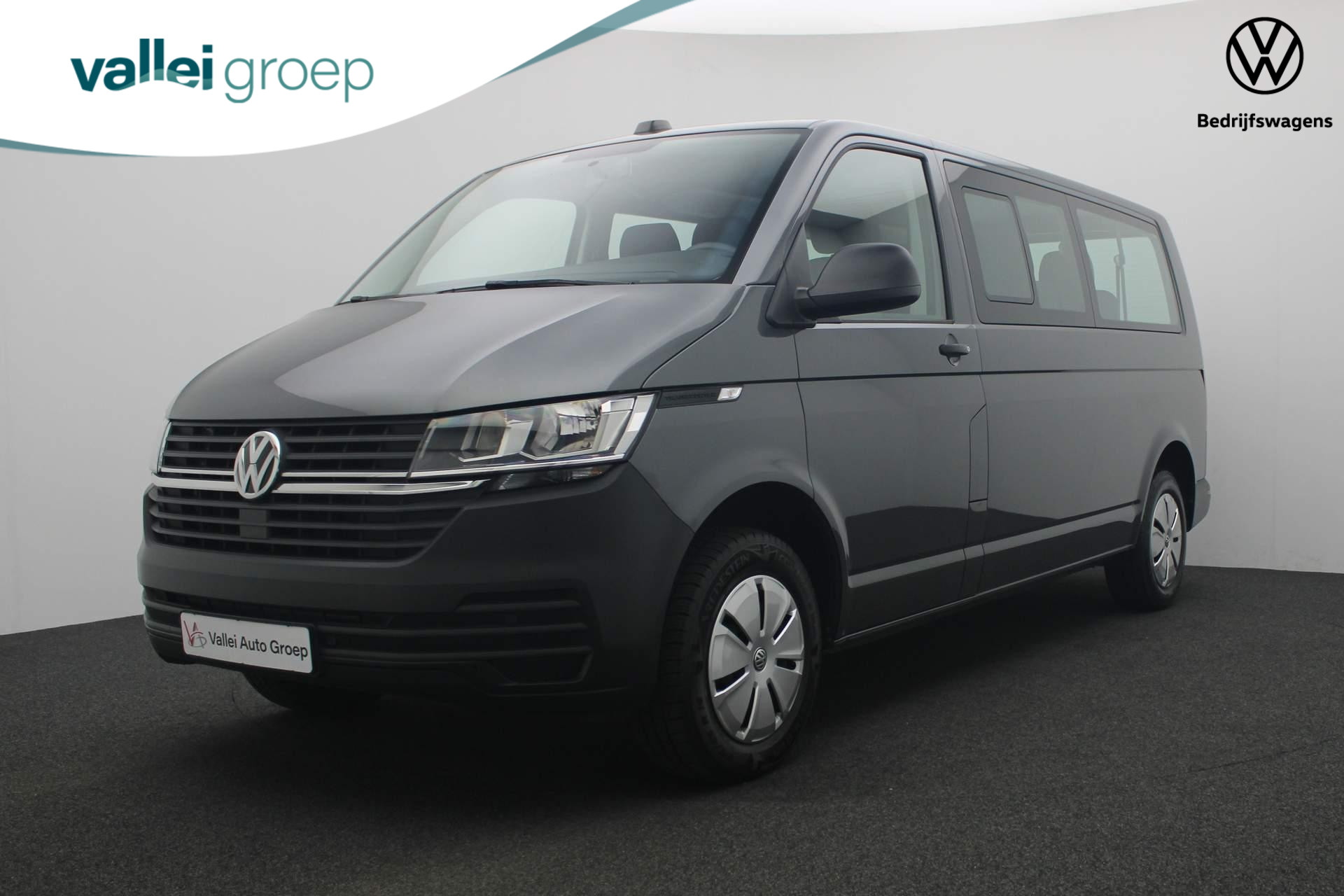 Volkswagen Transporter Kombi 9 pers. 2.0 TDI 150PK DSG L2H1 | Trekhaak | Navi | Stoelverwarming | Parkeersensoren voor/achter | Apple Carplay / Android Auto | Airco