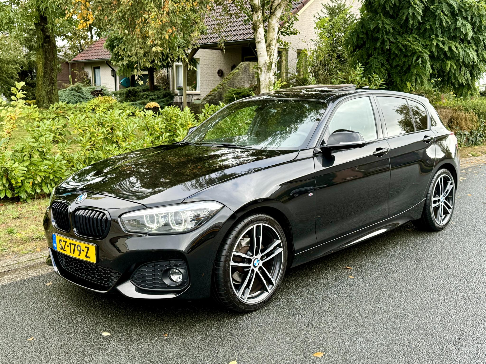 BMW 1 Serie 118i M-Sport Automaat•Pano•Leder