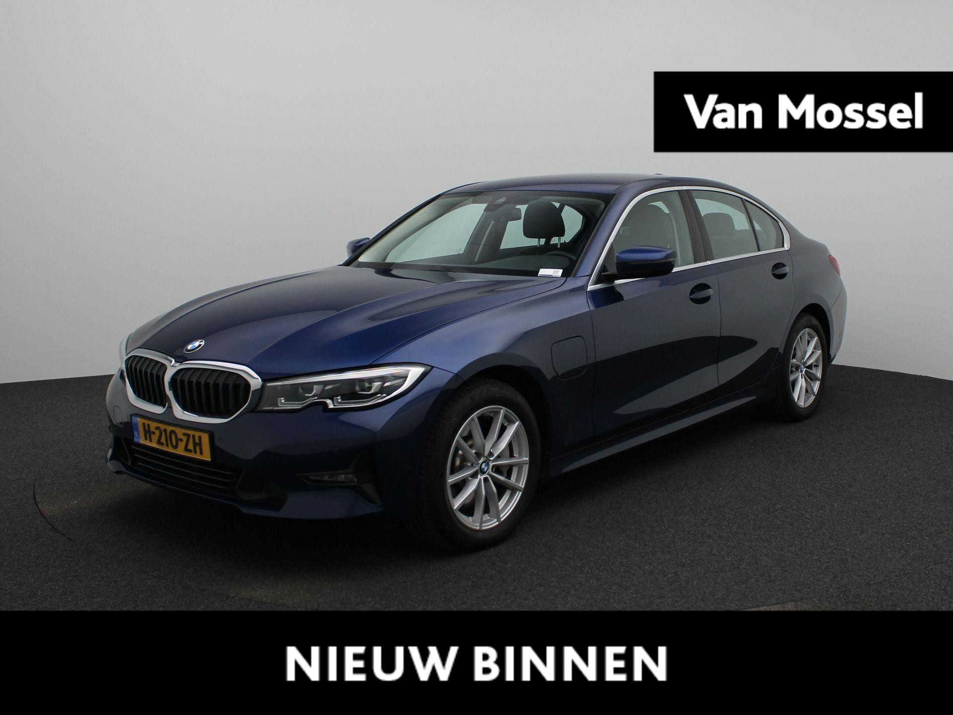 BMW 3 Serie 330e eDrive Edition | NAVIGATIE | ACHTERUITRIJCAMERA | STOELVERWARMING | LEDEREN STOELEN |