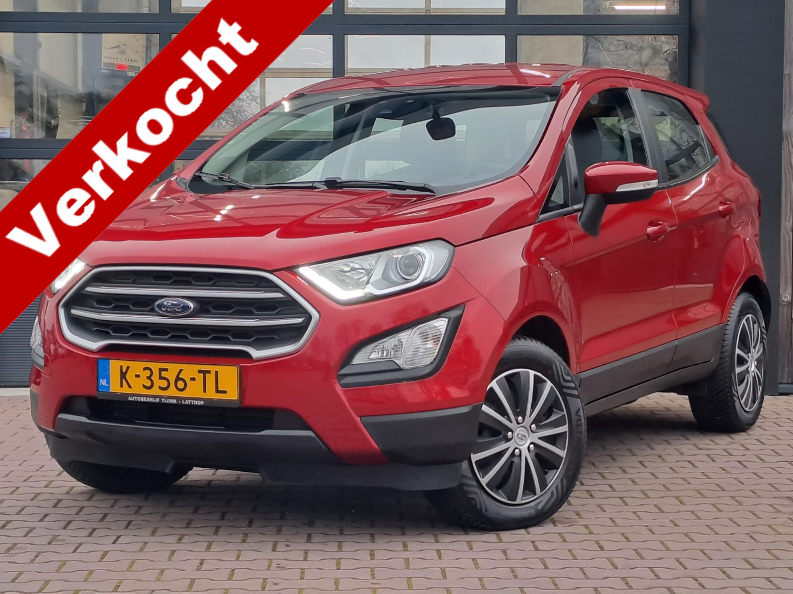 Ford EcoSport 1.0 EcoBoost Connected | Airco | Trekhaak | Cruise | Parkeersensoren achter | All-seasons |