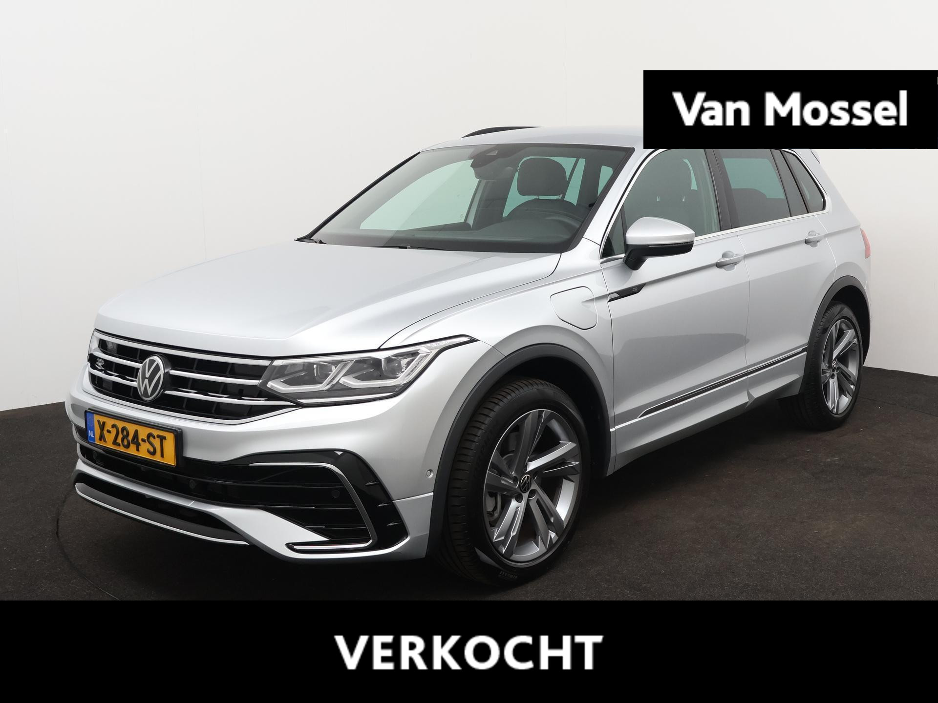 Volkswagen Tiguan 1.4 TSI eHybrid R-Line Business 245 PK | Automaat | Navigatie | Camera | Parkeersensoren | Adaptive Cruise Control | Apple Carplay | Android Auto | Keyless | Virtual Cockpit | Park Assist | LED Plus |