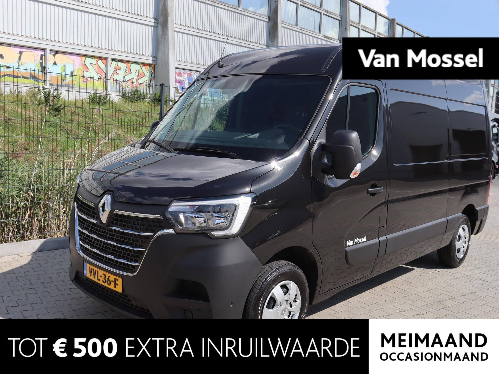 Renault Master T35 2.3 dCi 135 L2H2 Work Edition Airco / Navigatie/  Bluetooth / Trekhaak / Vloerplaat / Wand en Lat om Lat Betimmering Laadruimte