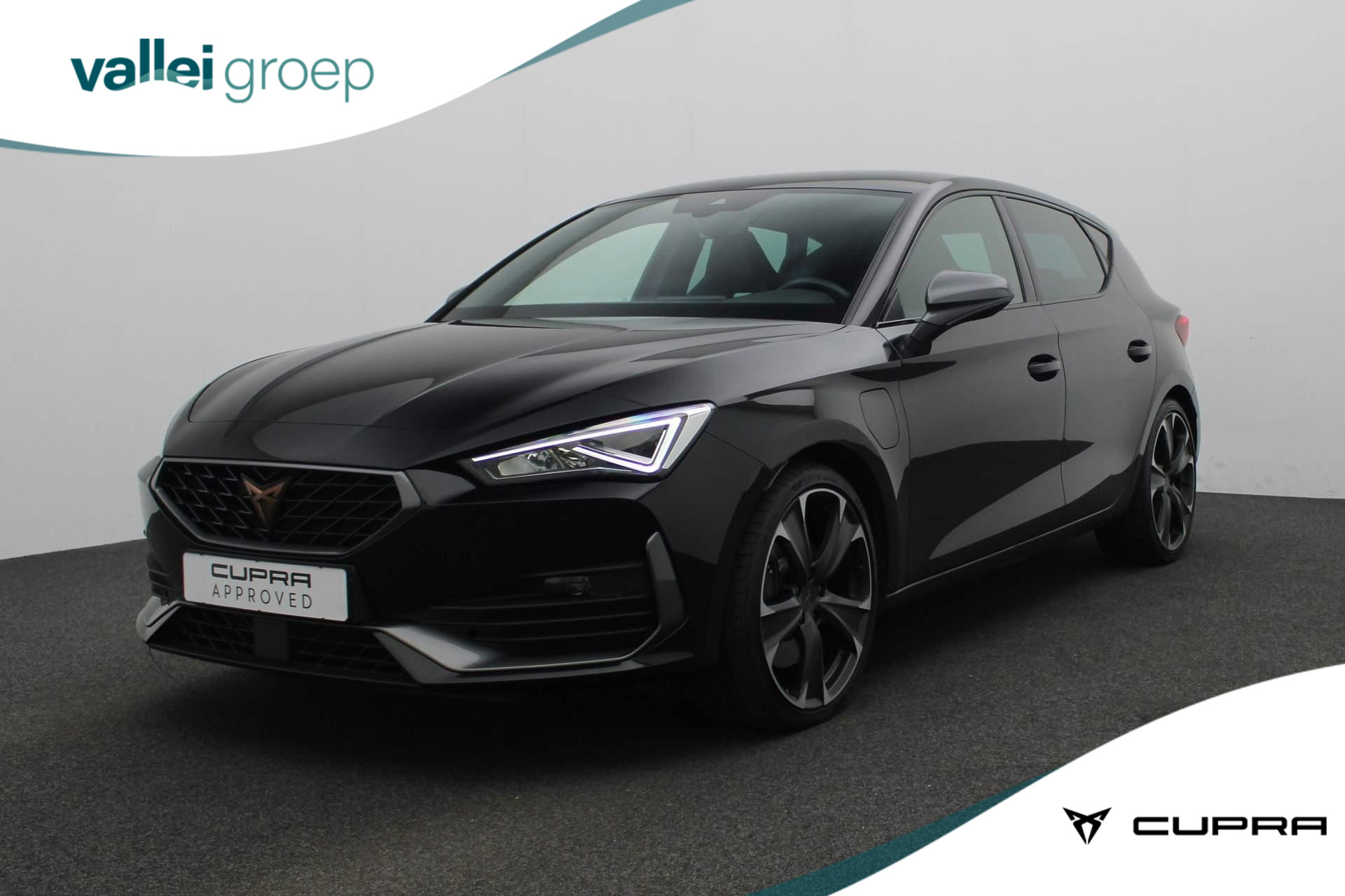 CUPRA Leon 1.4 e-Hybrid VZ 245PK DSG | Adaptief sportonderstel | Navi | Stuurwiel verwarmd | Keyless | Parkeersensoren achter