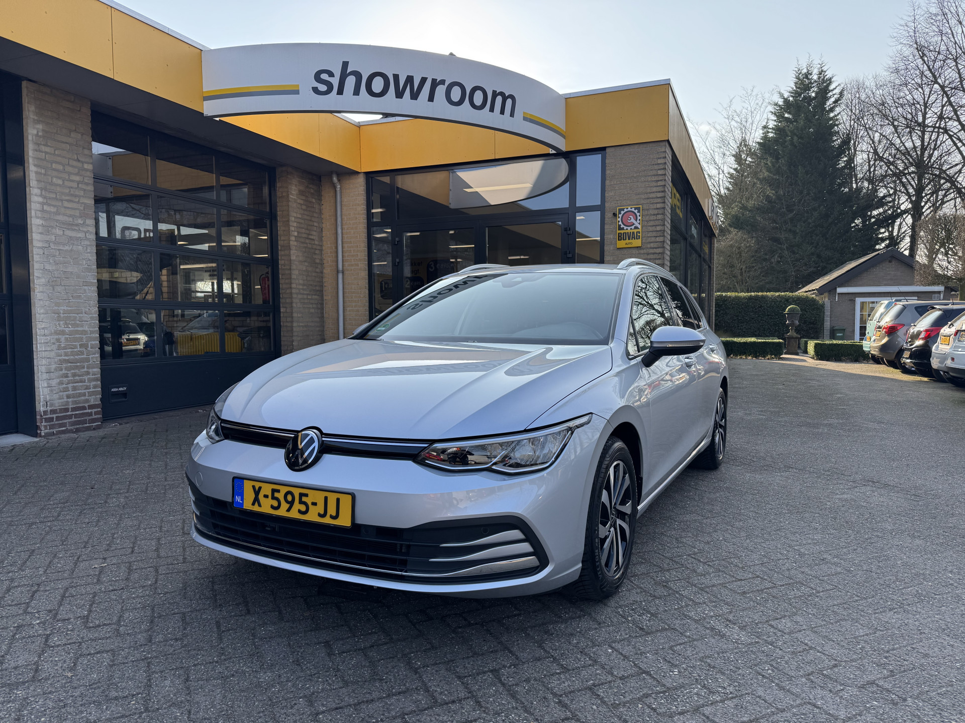 Volkswagen Golf Variant 1.0 eTSI Life Business Automaat Navi Carplay