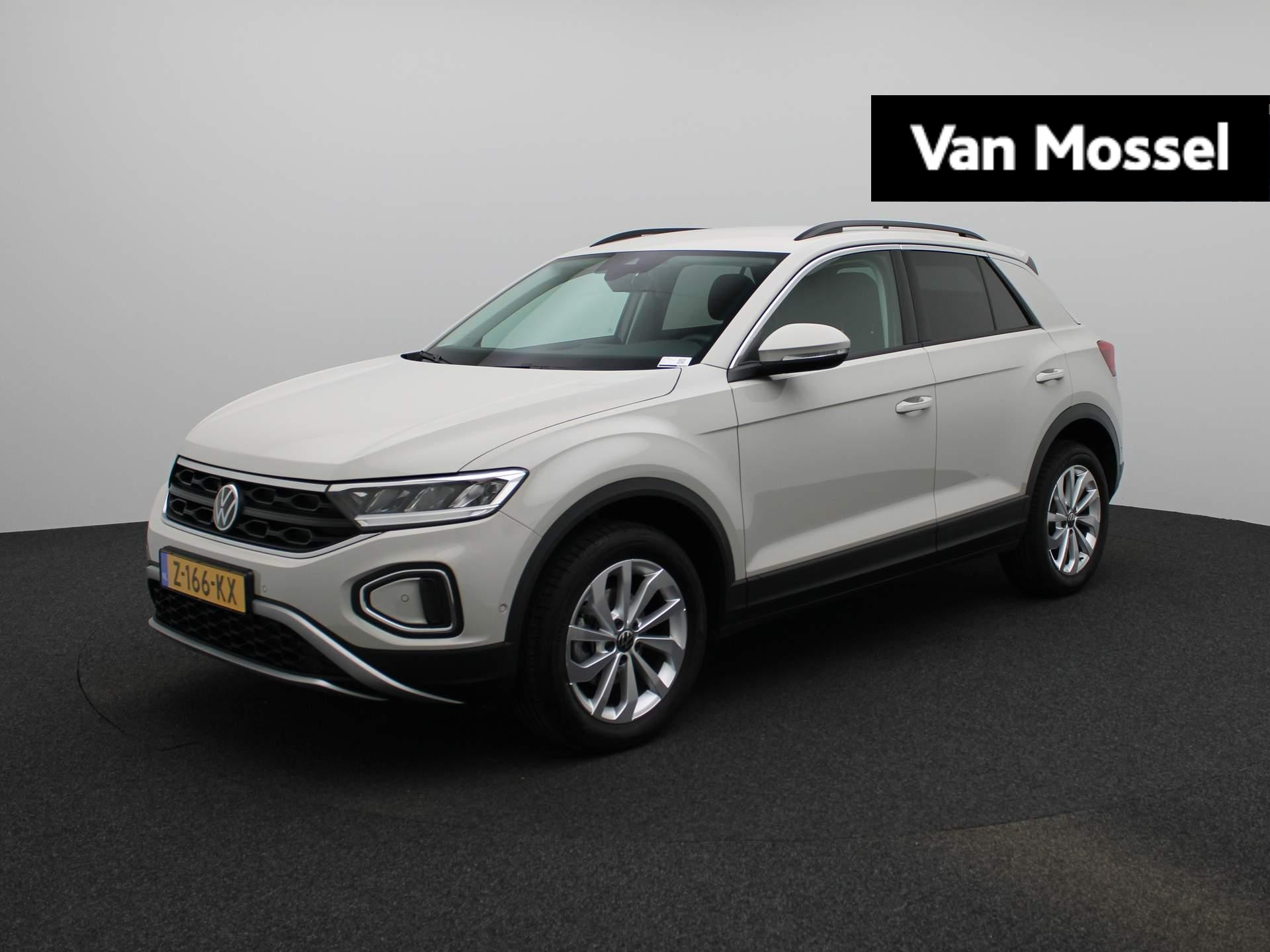 Volkswagen T-Roc 1.0 TSI Life | Apple Carplay | Airco | Parkeersensoren | 17 Inch Velgen | LED | Cruise Control |