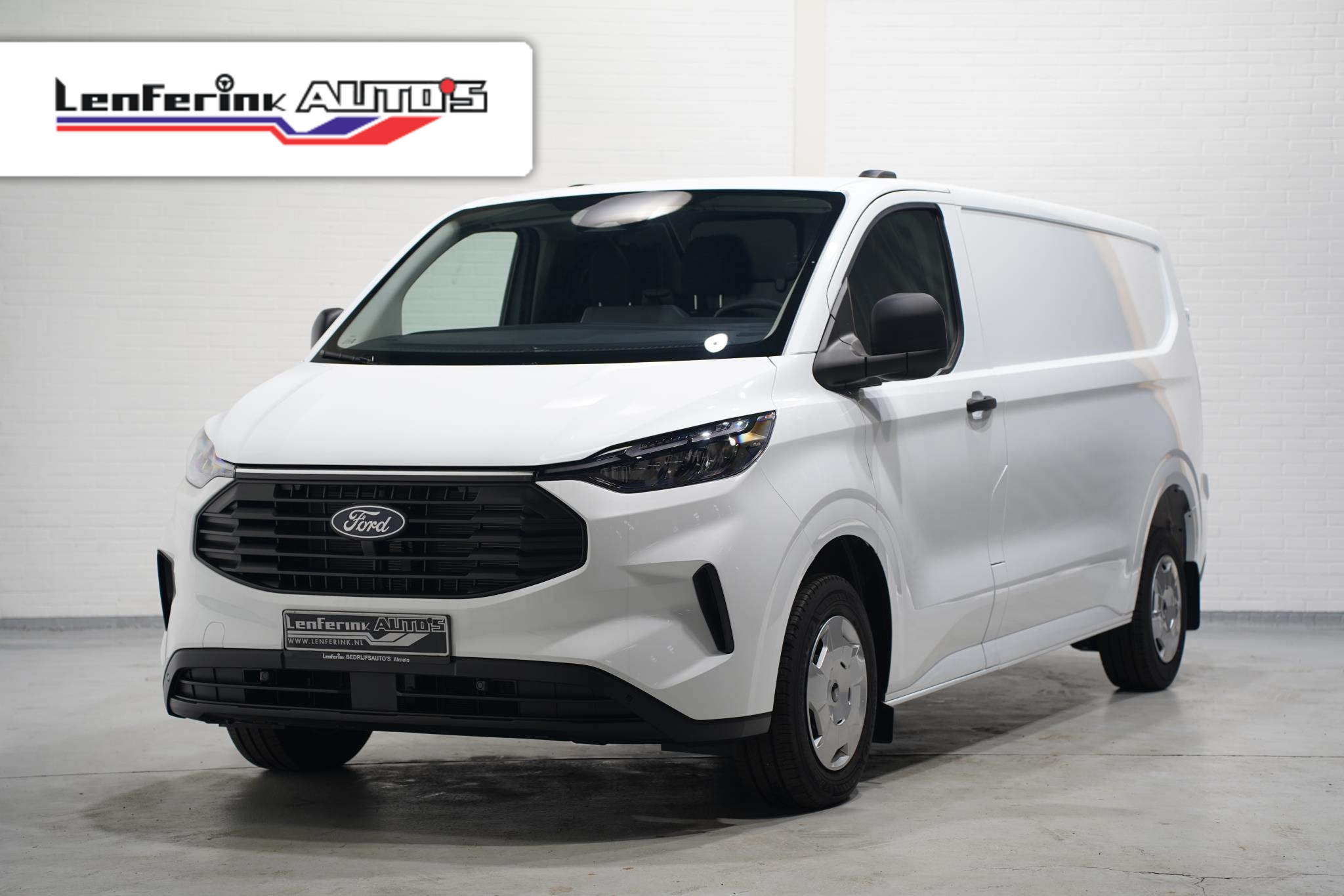 Ford Transit Custom 2.0 TDCi 136 pk Trend L2 Nieuw Model LED Airco ECC, Apple Carplay, Cruise control, PDC V+A, 3-Zits