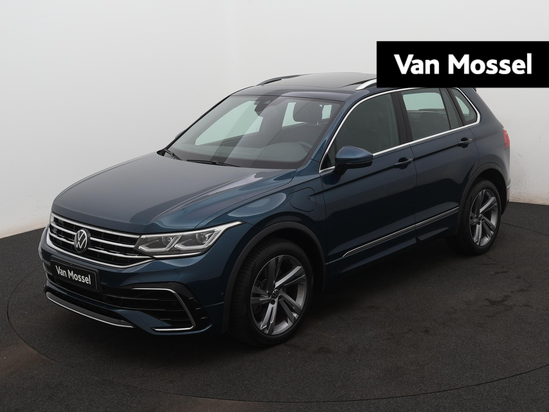 Volkswagen Tiguan 1.4 TSI eHybrid R-Line Business+ | 2X R-LINE | LEDEREN BEKLEDING | PANORAMADAK | MEMORY STOELEN | STOELVERWARMING | STUURVERWARMING | 19"LICHTMETALEN VELGEN |