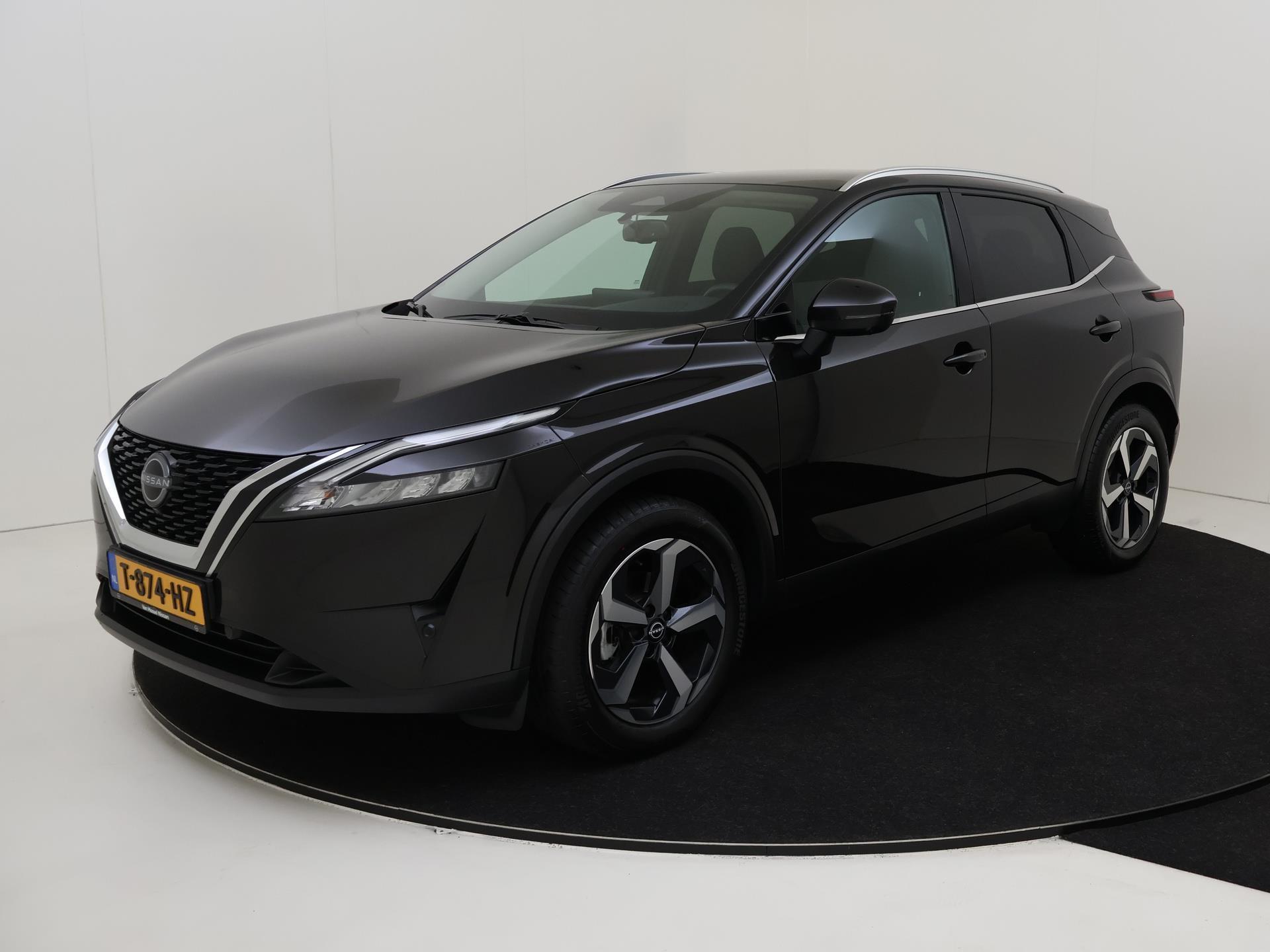 Nissan QASHQAI 1.3 - 158PK MHEV Xtronic N-Connecta Automaat | Navigatie | Glazen Panoramadak |Cruise Control |Climate Control | Camera | Apple Carplay/Android Auto | Parkeersensoren | Licht & Regen Sensor | LED Lampen | Electrische Ramen | Centrale Deurvergrendeling |