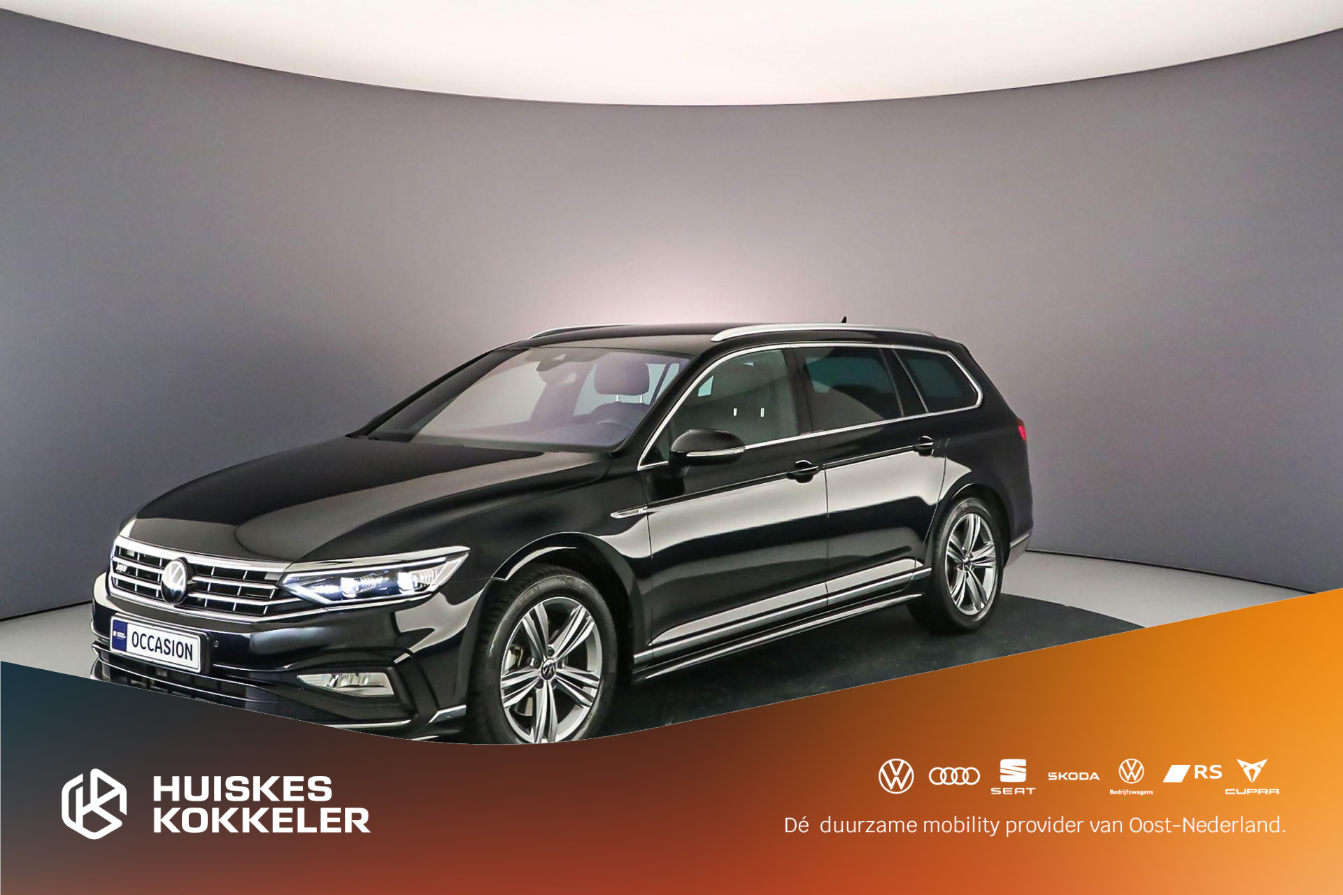 Volkswagen Passat Variant R-Line Business + 1.5 TSI 150pk DSG Automaat Trekhaak, Elektrische achterklep, Adaptive cruise control, Navigatie, LED matrix koplampen, Achteruitrijcamera, Stoelverwarming, Parkeersensoren