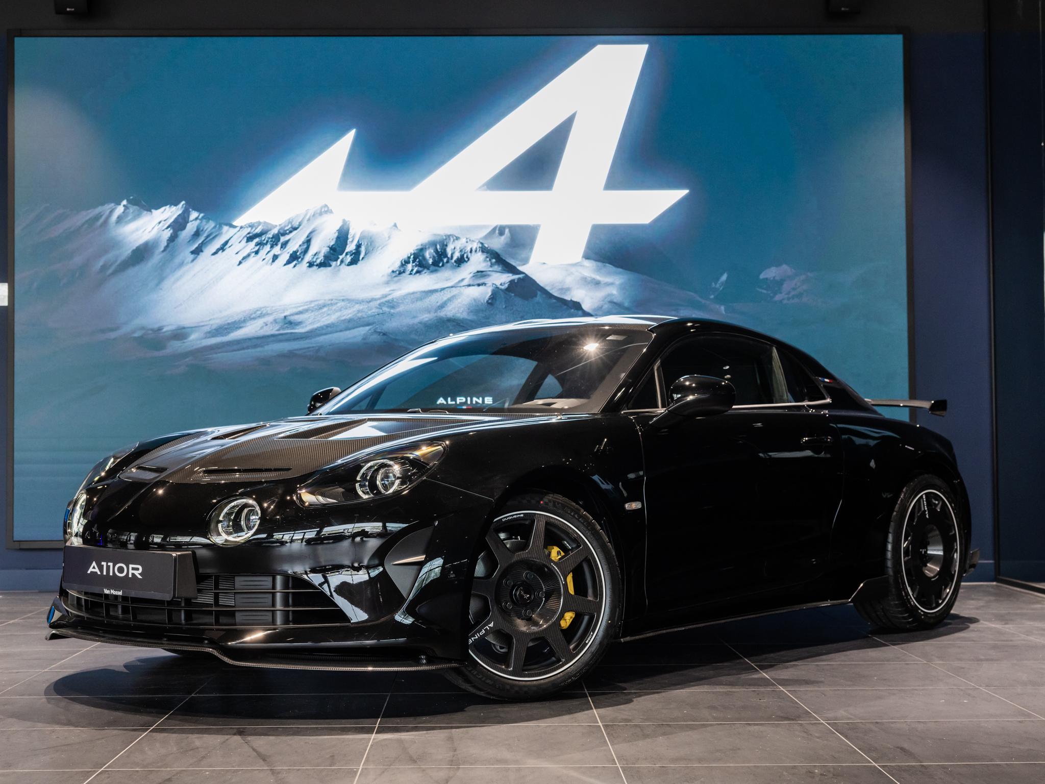 Alpine A110 1.8 Turbo R 300PK | FOCAL PREMIUM | CARPLAY  | CARBON WIELEN/MOTORKAP/SKIRTS/ DAK/DIFFUSER ACHTER | CAMERA |