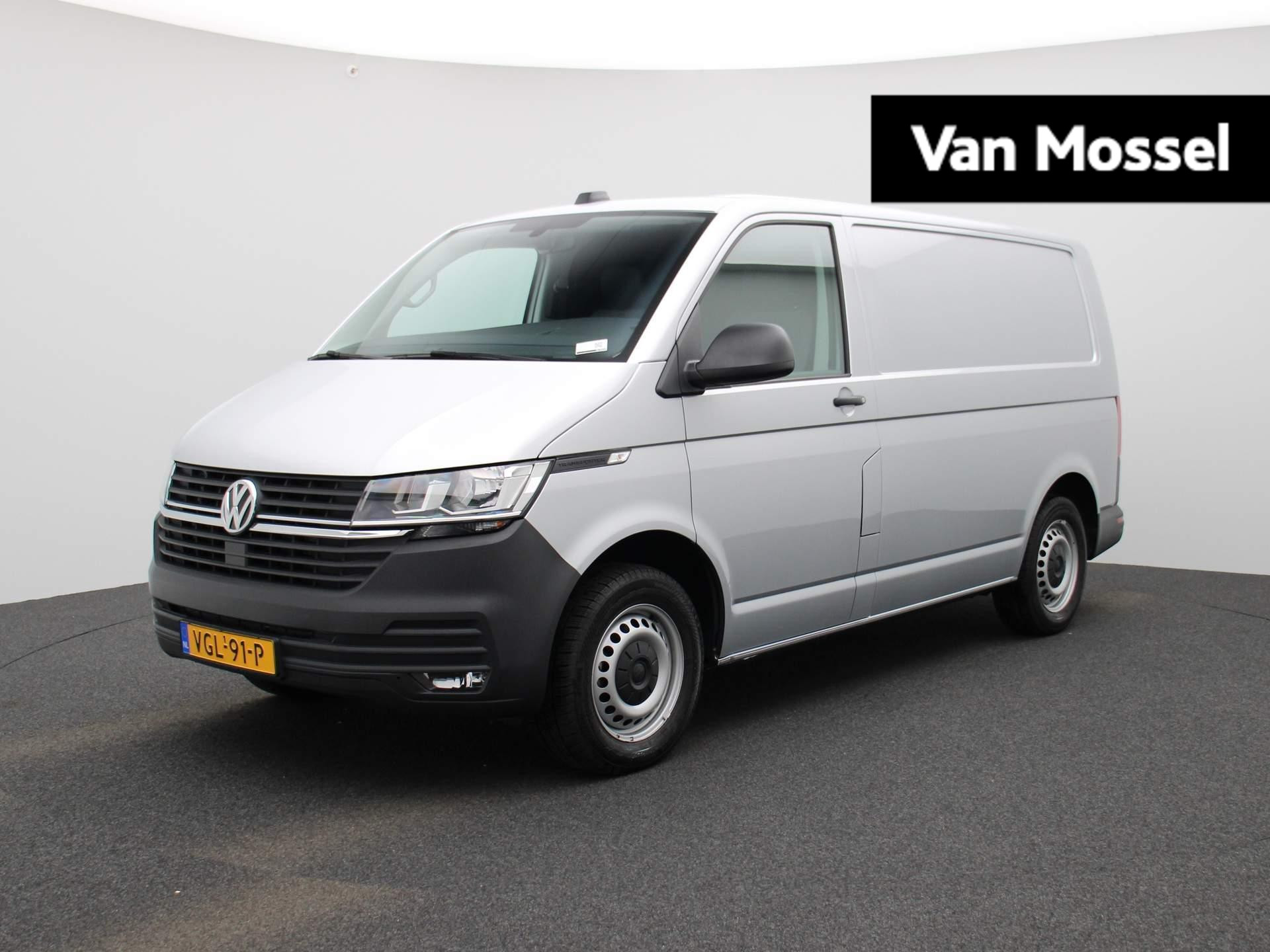 Volkswagen Transporter 2.0 TDI L1H1 | Automaat | Multifunctioneel stuur | Cruise control | Parkeerhulp achter | Navigatie | App connect | Airco |