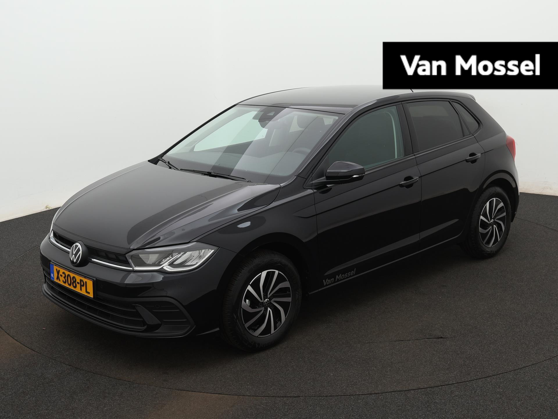 Volkswagen Polo 1.0 TSI Life Business 95 PK | Navigatie | Stoelverwarming | App Connect | Climate Control | Adaptive Cruise Control |