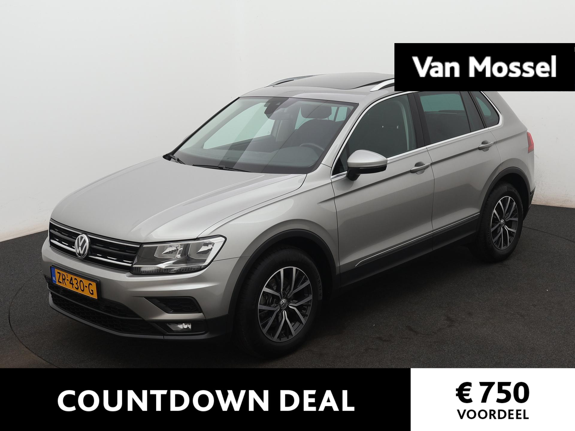 Volkswagen Tiguan 1.5 TSI ACT Comfortline Business 150 PK | Automaat | Navigatie | Stoelverwarming | Panoramadak | Parkeersensoren | 3-zone Climatronic | Adaptive Cruise Control | Apple Carplay | Android Auto | Spiegelpakket |