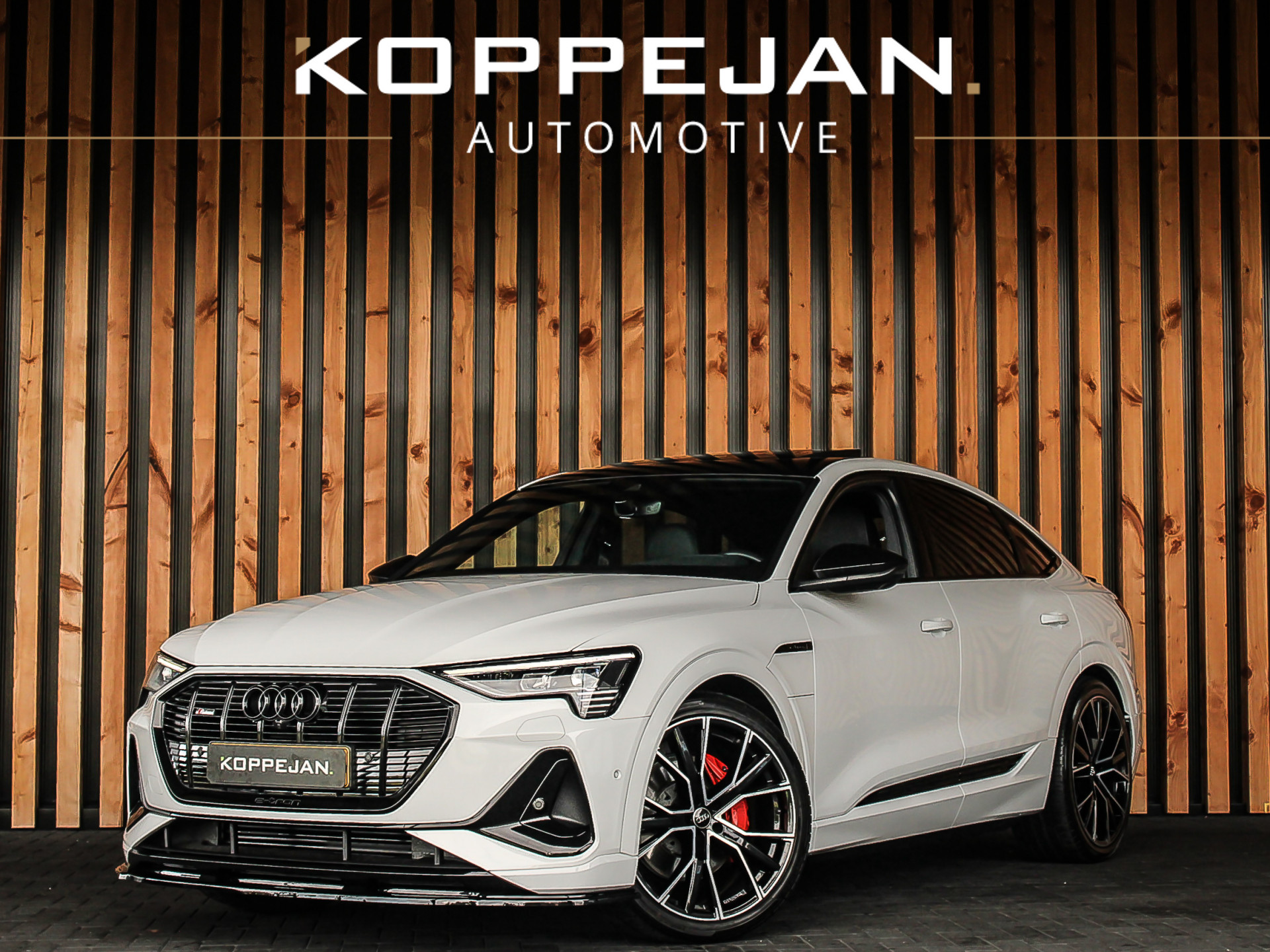 Audi e-tron Sportback 55 Quattro 408PK €67.900 EX BTW | S EDITION | ZWART OPTIEK | PANO | 360 | S-LINE INTERIEUR |