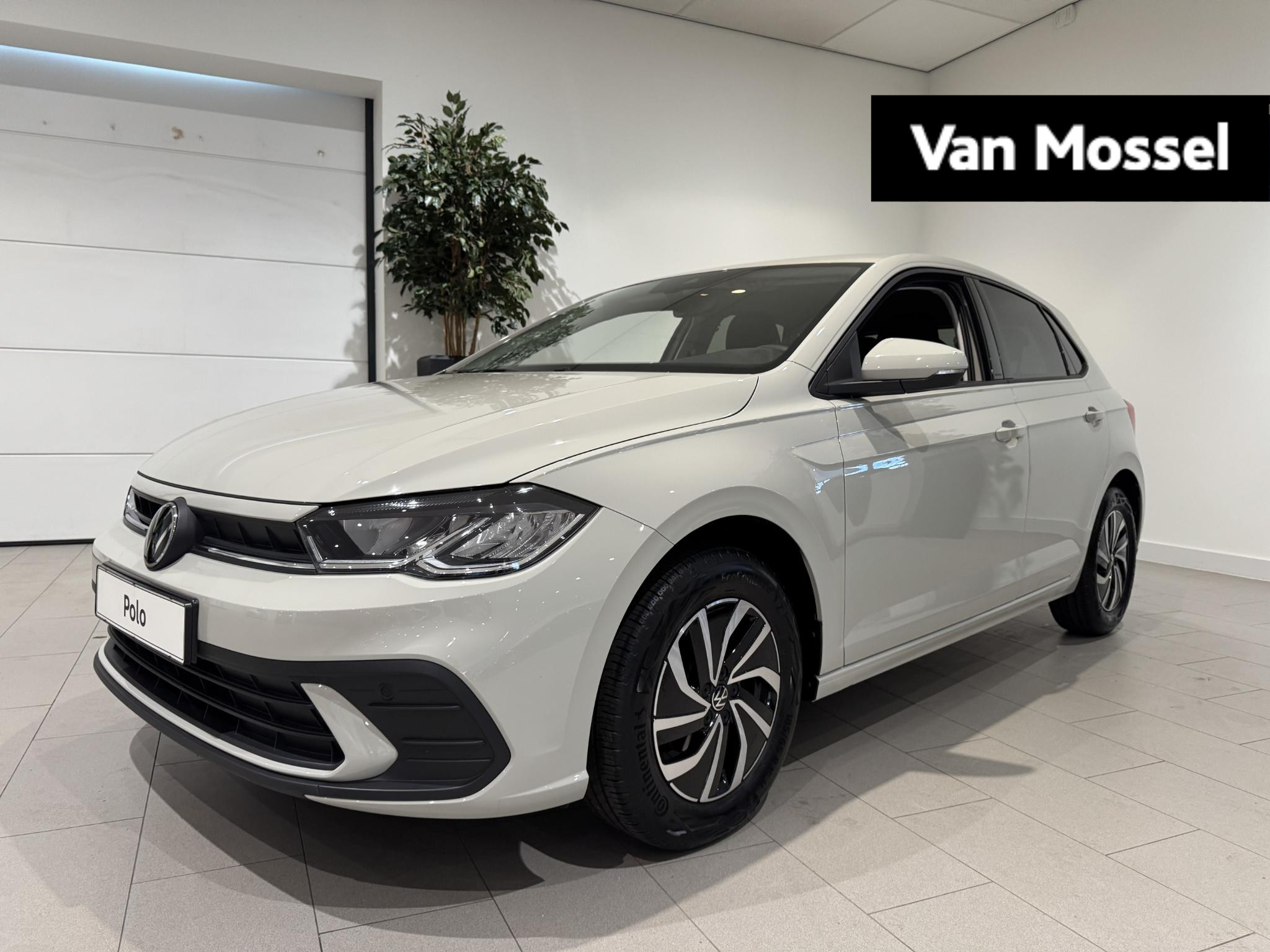 Volkswagen Polo 1.0 TSI Life Edition | Navigatie | Apple Carplay | Airconditioning | Parkeersensoren achter | 327997 |