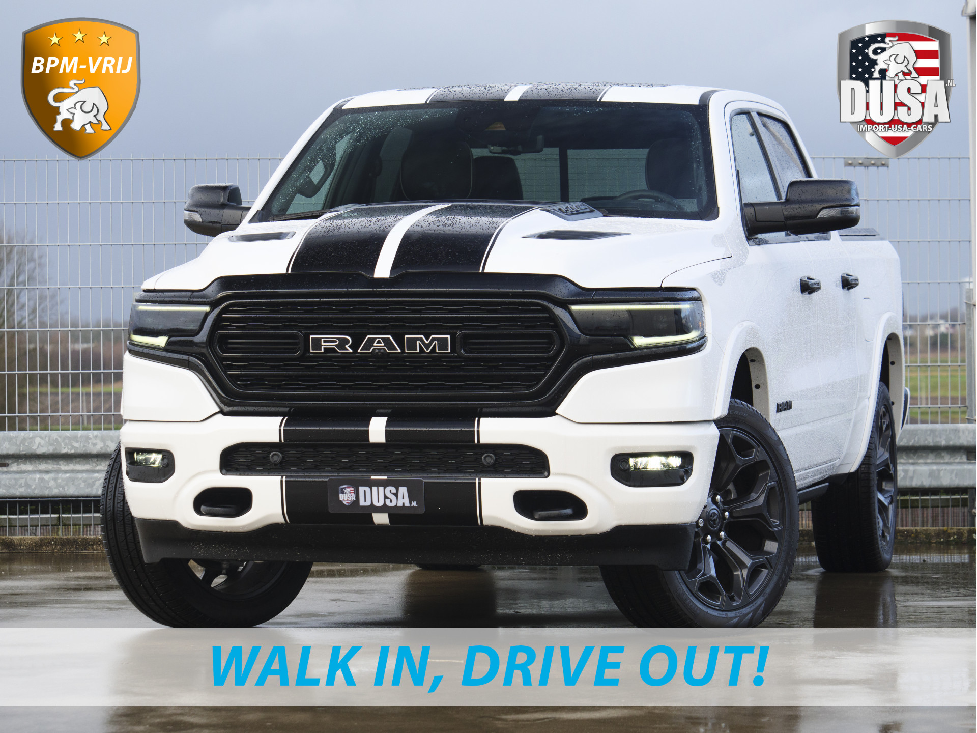 Dodge Ram 1500 BPM-VRIJ | | Limited | 5.7 V8 | HEMI Night Edition | Panorama dak  | Luchtvering | BPM-VRIJ Getoonde accessoires zijn verkrijgbaar tegen meerprijs