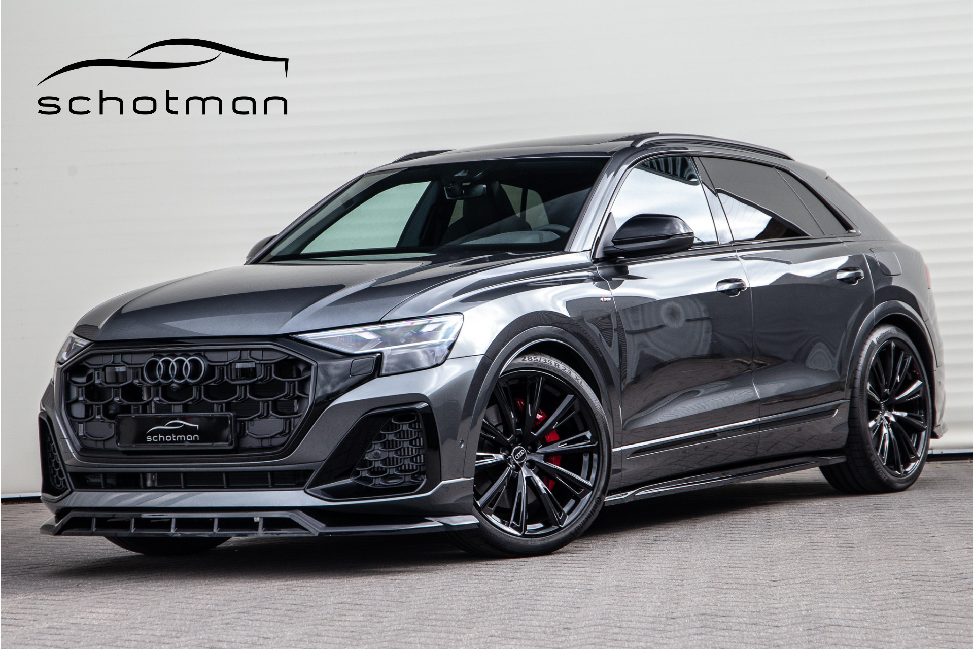 Audi Q8 60 TFSI e quattro Competition Pano, Aero-pack, RS stoelen, Carbon, 23"