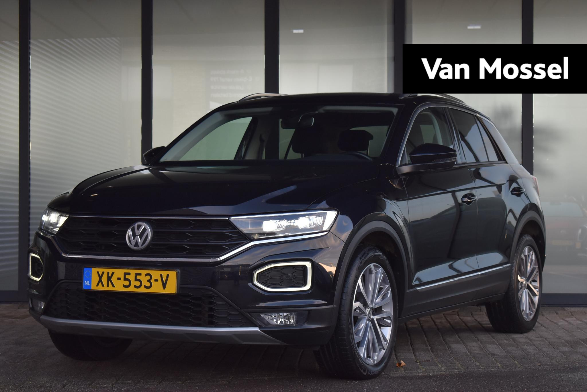 Volkswagen T-Roc 1.5 TSI Sport | 18'' | ACC | Elek. Achterklep | Dig. Cockpit