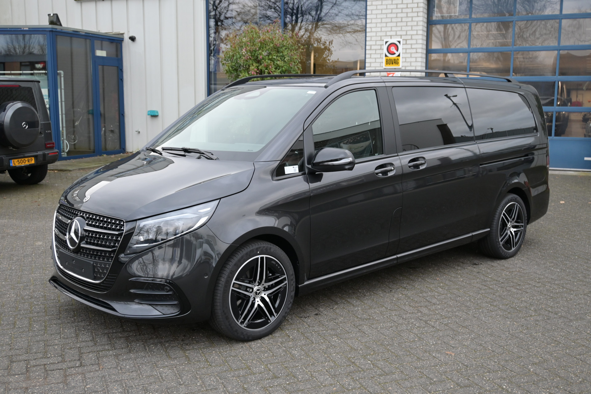 Mercedes-Benz V-Klasse 300d AMG DC L3 Exclusive XL Airmatic/Luchtvering, Verwarmbare en Geventileerde stoelen, Burmester