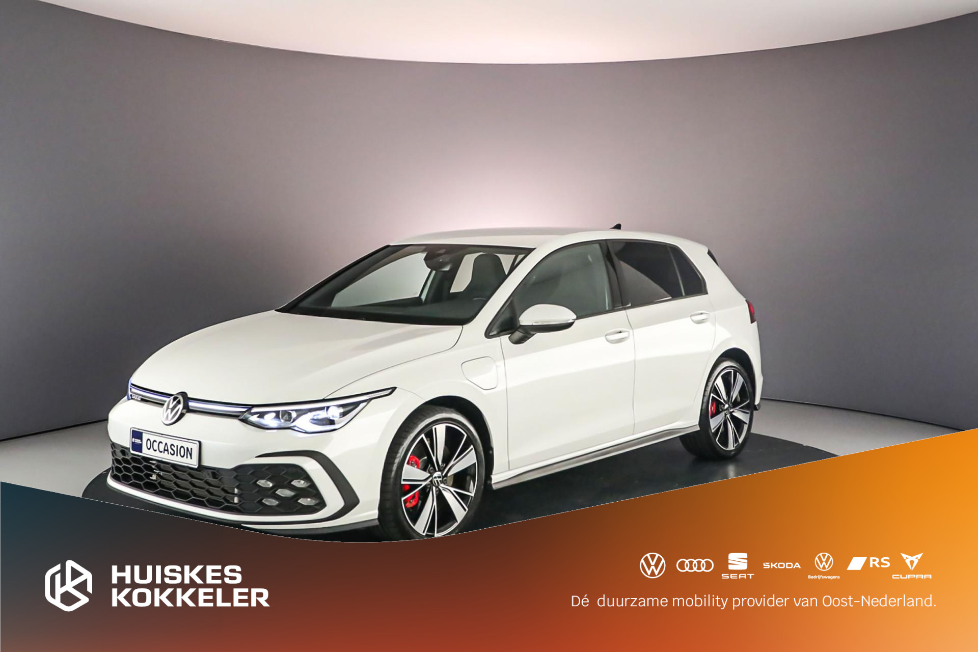 Volkswagen Golf GTE 1.4 TSI eHybrid 245pk DSG Automaat Adaptive cruise control, Navigatie, Airco, DAB, LED verlichting, Parkeersensoren, Bluetooth, App connect, Stuurwiel verwarmd