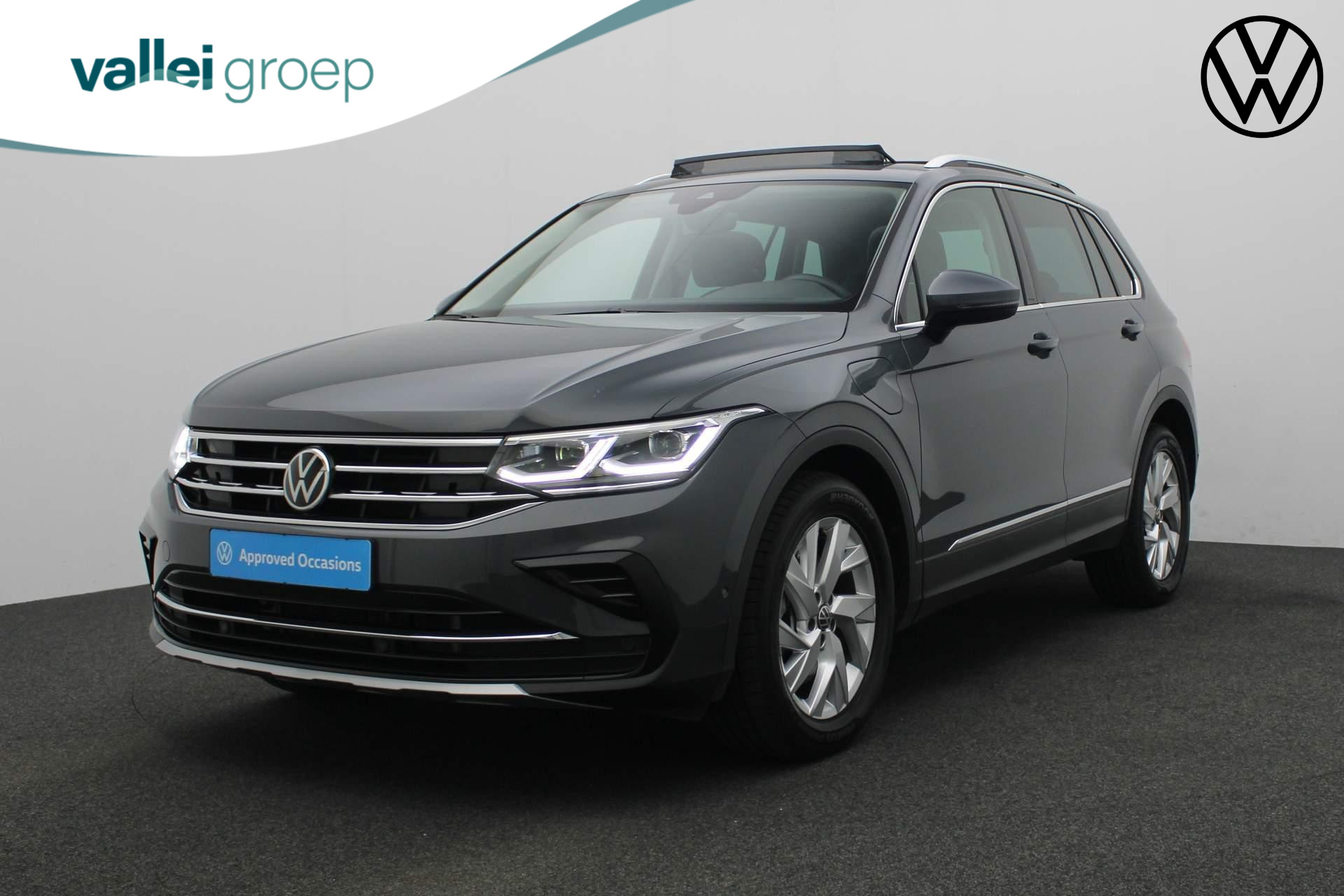 Volkswagen Tiguan 1.4 TSI 245PK DSG eHybrid Elegance | Pano | IQ Light | Navi | Keyless | Camera | ACC | 18 inch