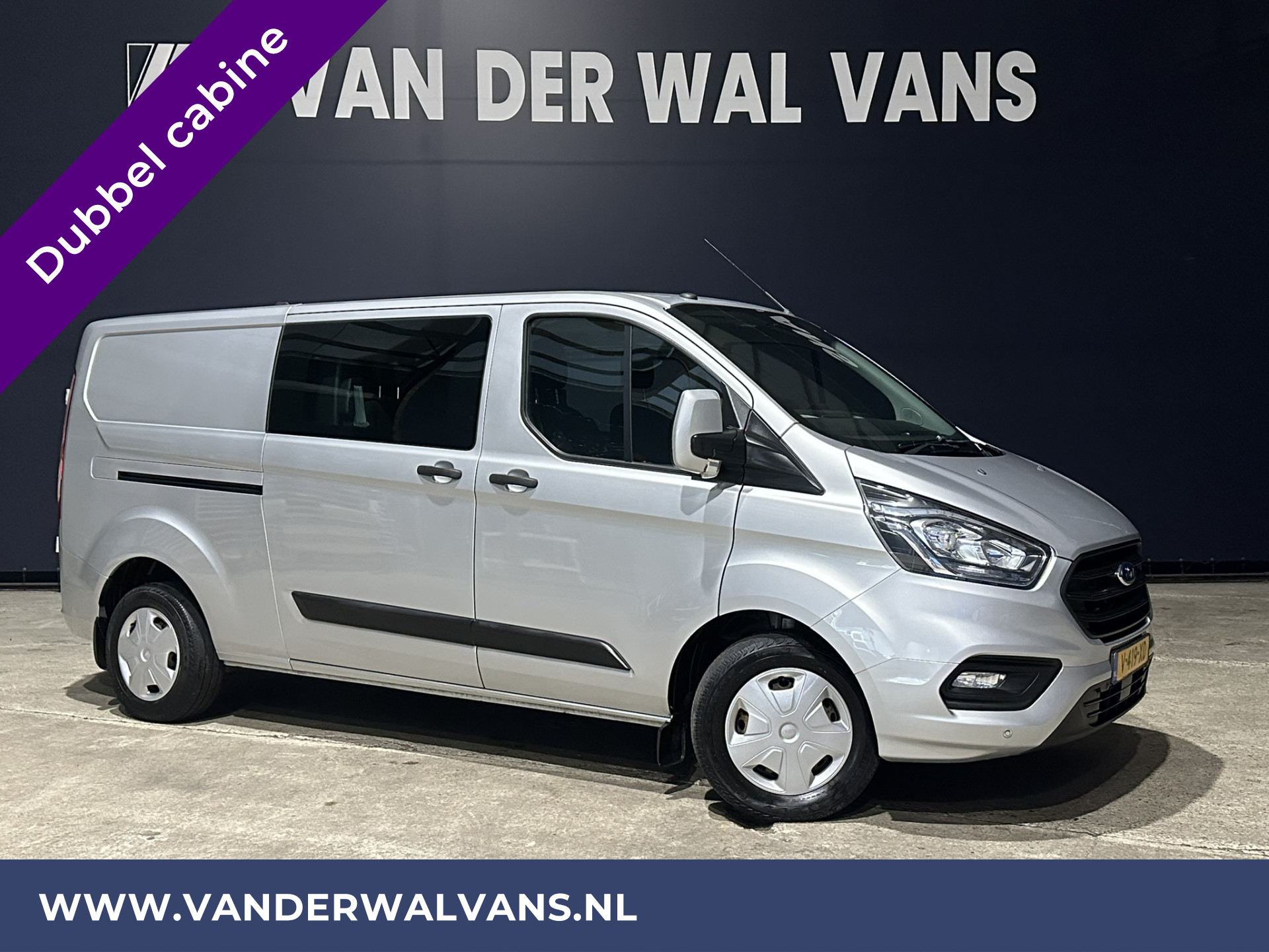 Ford Transit Custom 2.0 TDCI 131pk **BPM VRIJ voor de Ondernemer** L2H1 Dubbele Cabine Euro6 Airco | 5-Zits | Navigatie | Camera | 2800kg Trekhaak | LED Cruisecontrol, Verwarmde voorruit, Stoelverwarming, Parkeersensoren