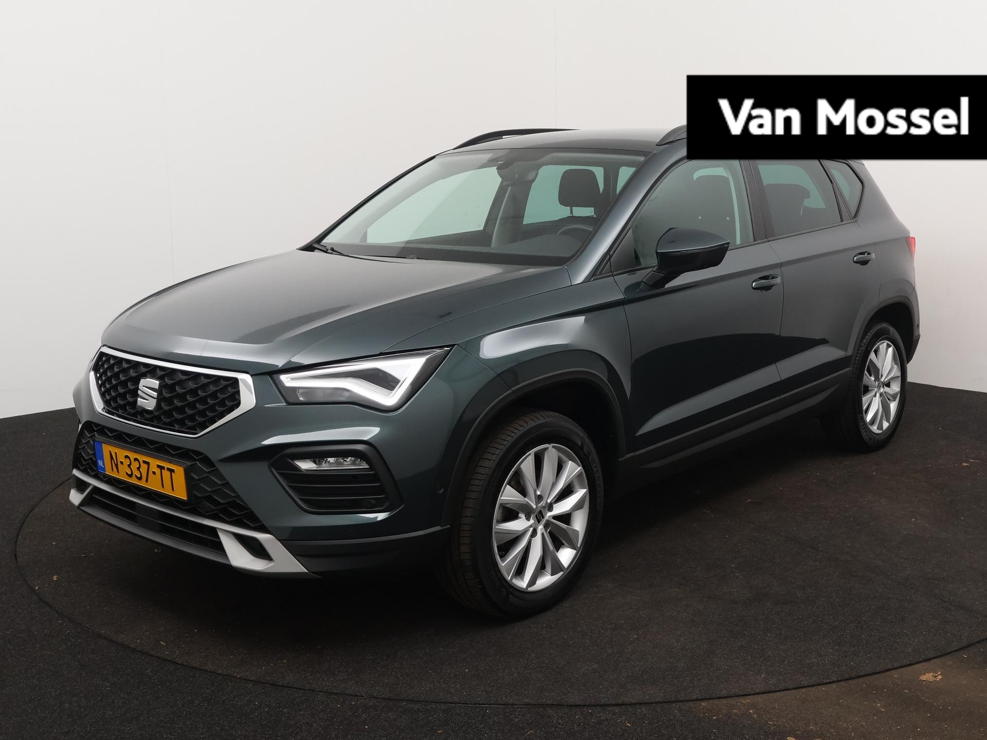 SEAT Ateca 1.5 TSI Style Business Intense | TREKHAAK | NAVIGATIE | DIGITAAL DASHBOARD | CLIMATE CONTROL | LMV | PARKEERSENSOREN | CRUISE CONTROL |