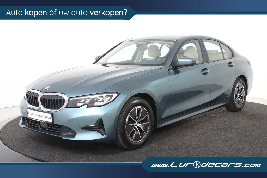 BMW 3 Serie 318i Luxury *1ste Eigenaar*Leer*Navigatie*Stoelverwarming*Parkassist*