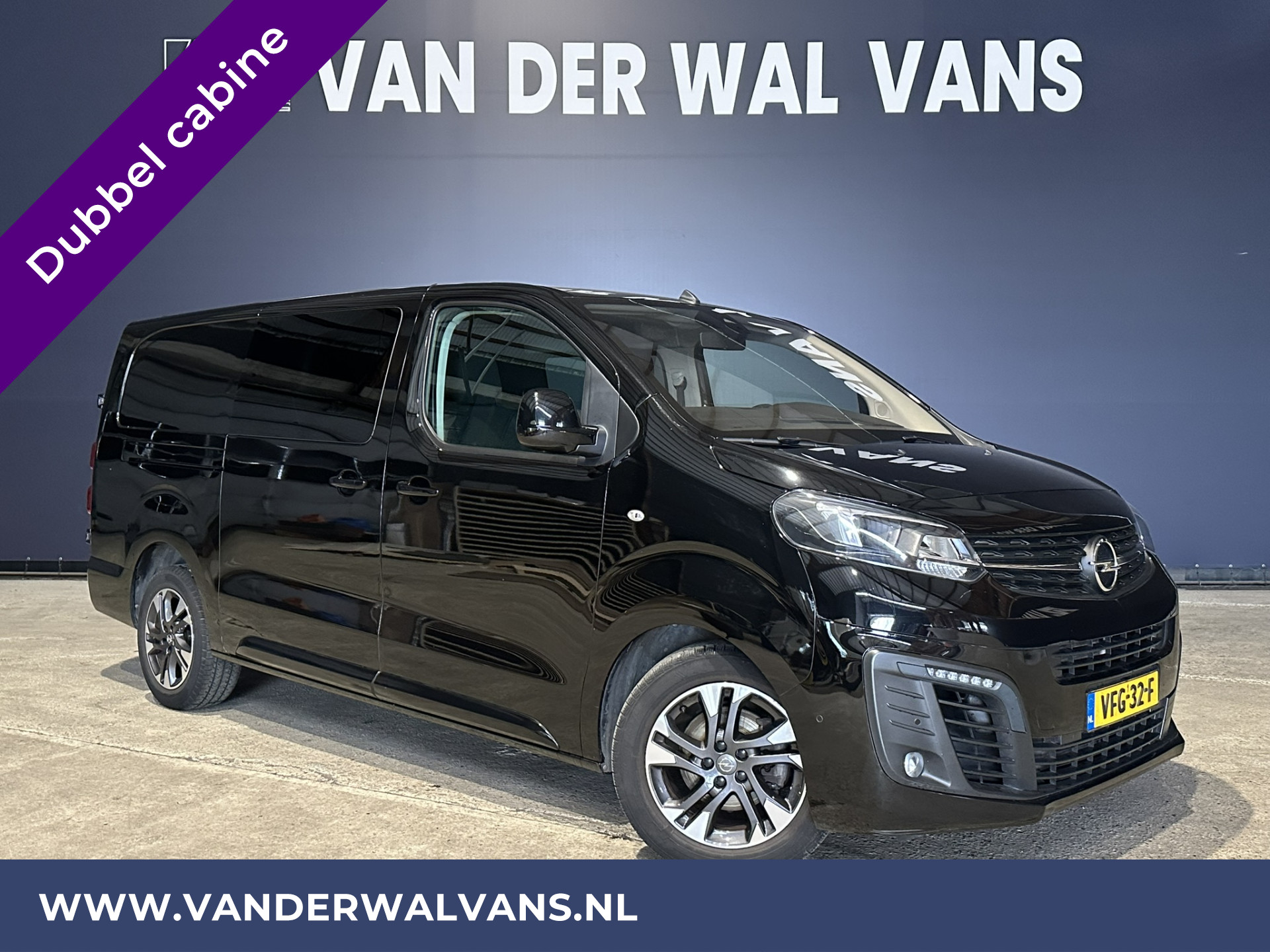 Opel Vivaro 2.0 CDTI 150pk L3H1 Dubbele Cabine Euro6 Airco | Camera | Navigatie | 5-zits | 2500kg Trekhaak Apple Carplay, Android Auto, Cruisecontrol, LM Velgen, Parkeersensoren