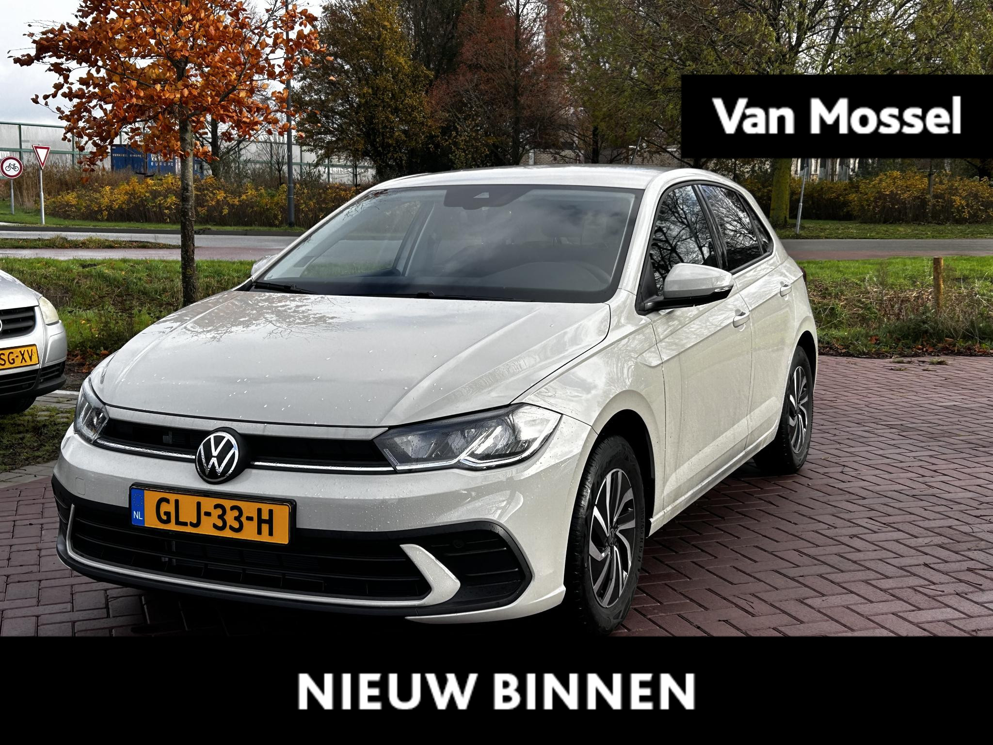 Volkswagen Polo 1.0 TSI Life Edition 95 PK DSG | Camera | Apple Carplay | Parkeersensoren achter | 15" Lichtmetalen velgen | Android Auto | Airco | Adaptieve cruise control |