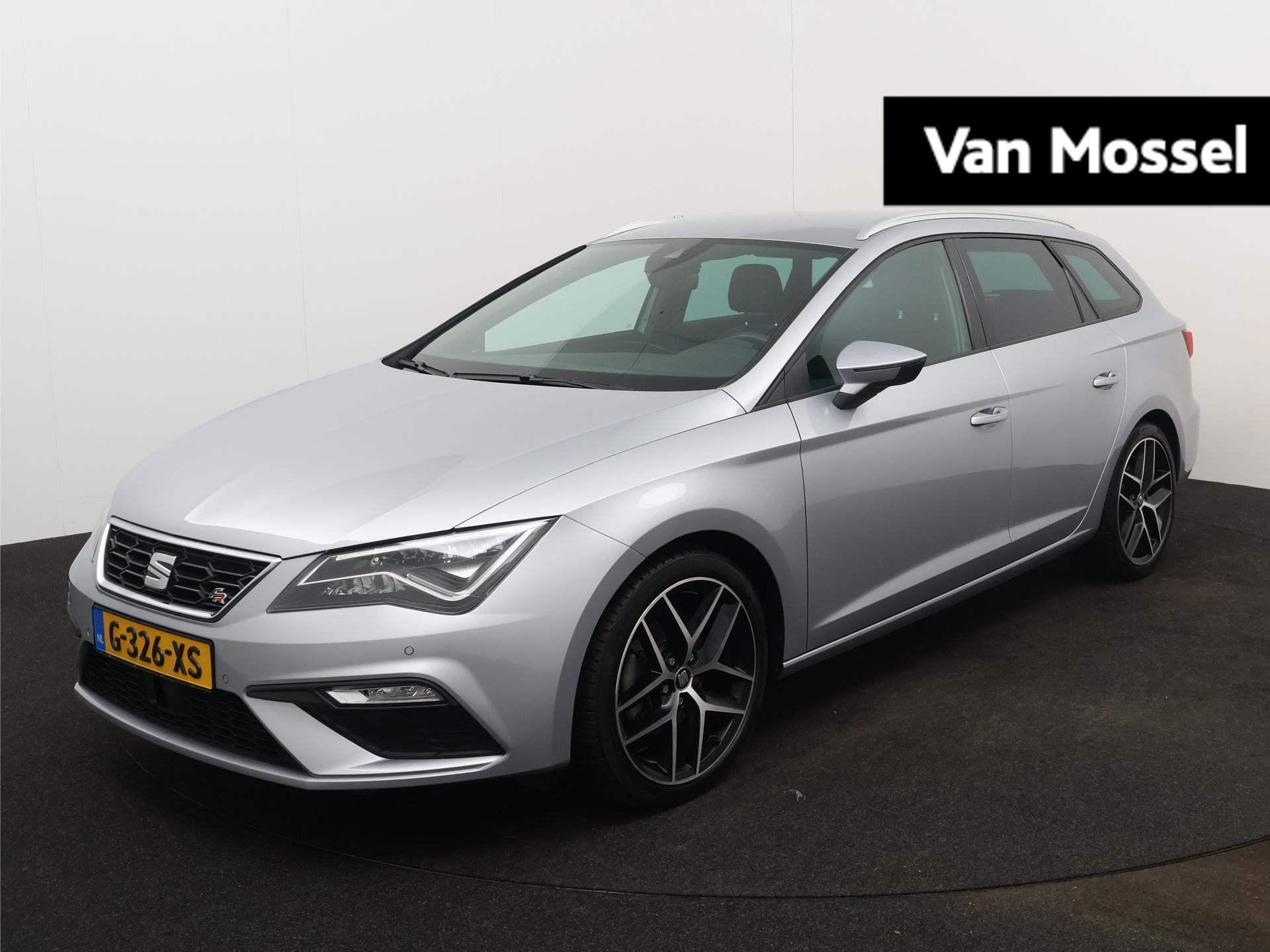 SEAT Leon ST 1.5 TSI FR Ultimate Edition | TREKHAAK | DIGITAAL DASHBOARD | LED | NAVIGATIE | KEYLESS | PARKEERSENSOREN |