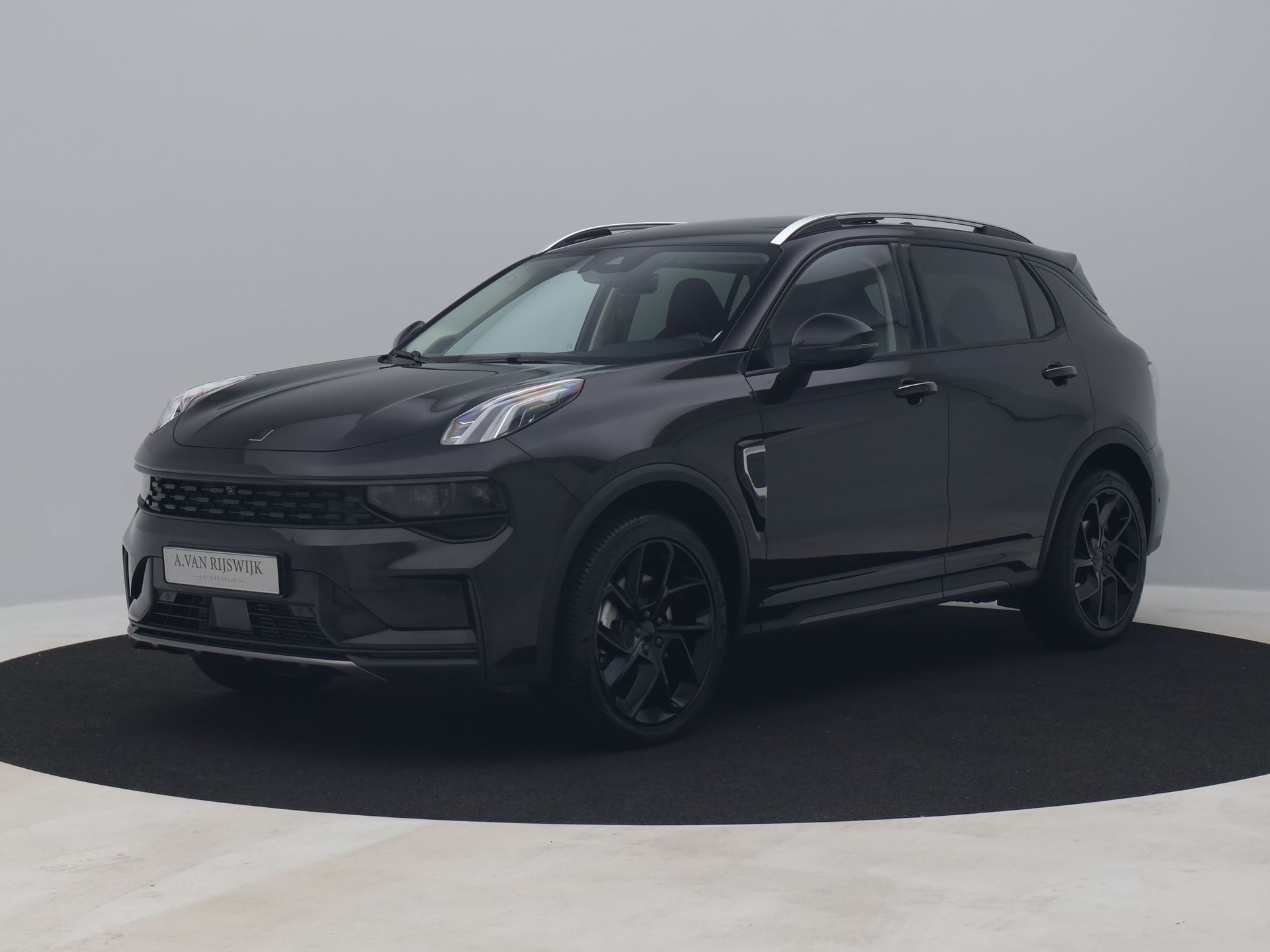 Lynk & Co 01 1.5 Plug-in Hybrid | 360° | BLACK | VOL LEDER