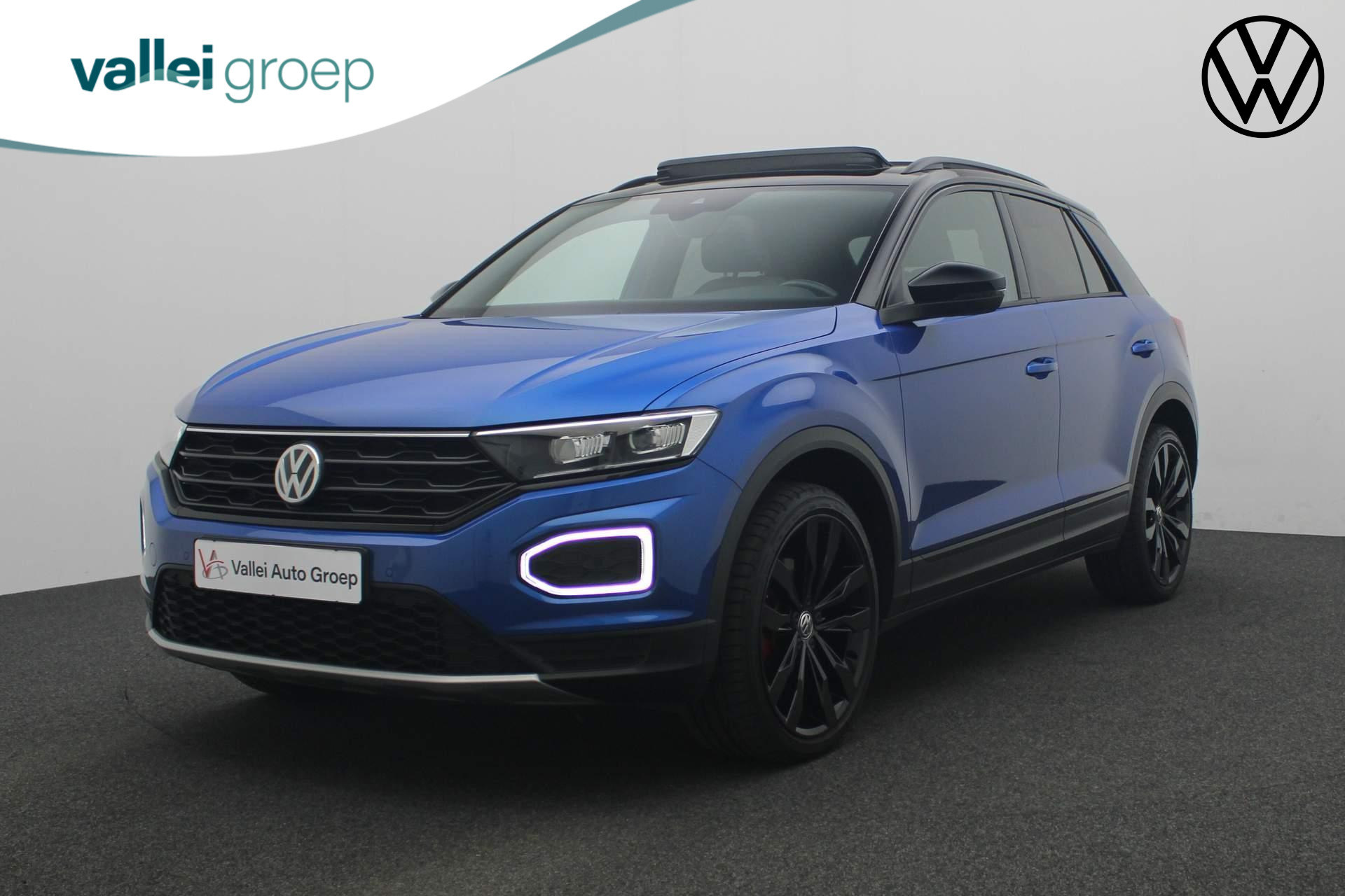 Volkswagen T-Roc 1.5 TSI 150PK DSG Sport Black Style | Pano | Navi | 19 inch | Full LED | Camera | Apple Carplay / Android Auto