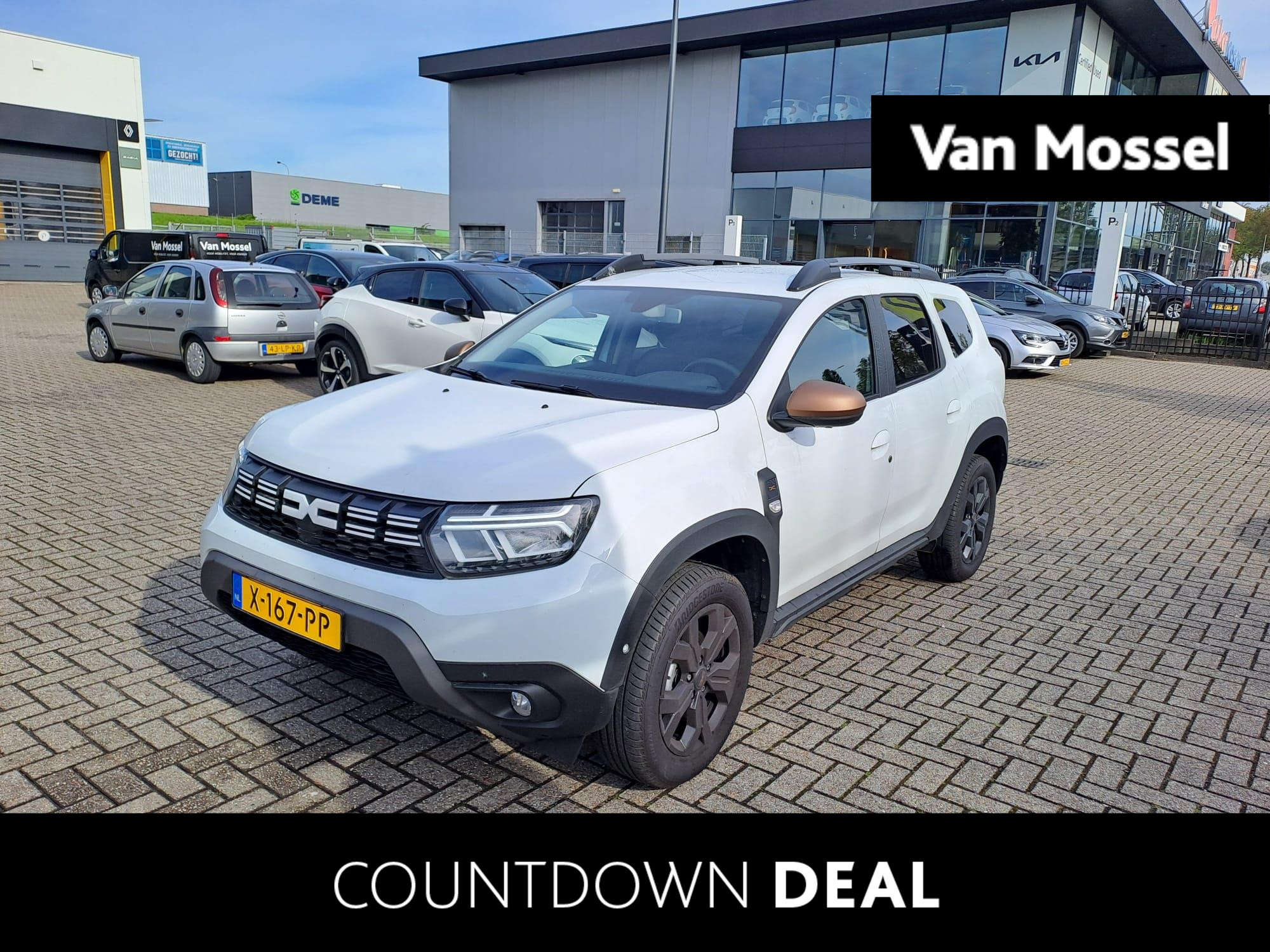 Dacia Duster 1.3 TCe 130 Extreme | Carplay | Stoelverwarming | 360 Camera | Navigatie | Lichtmetalen velgen 17"