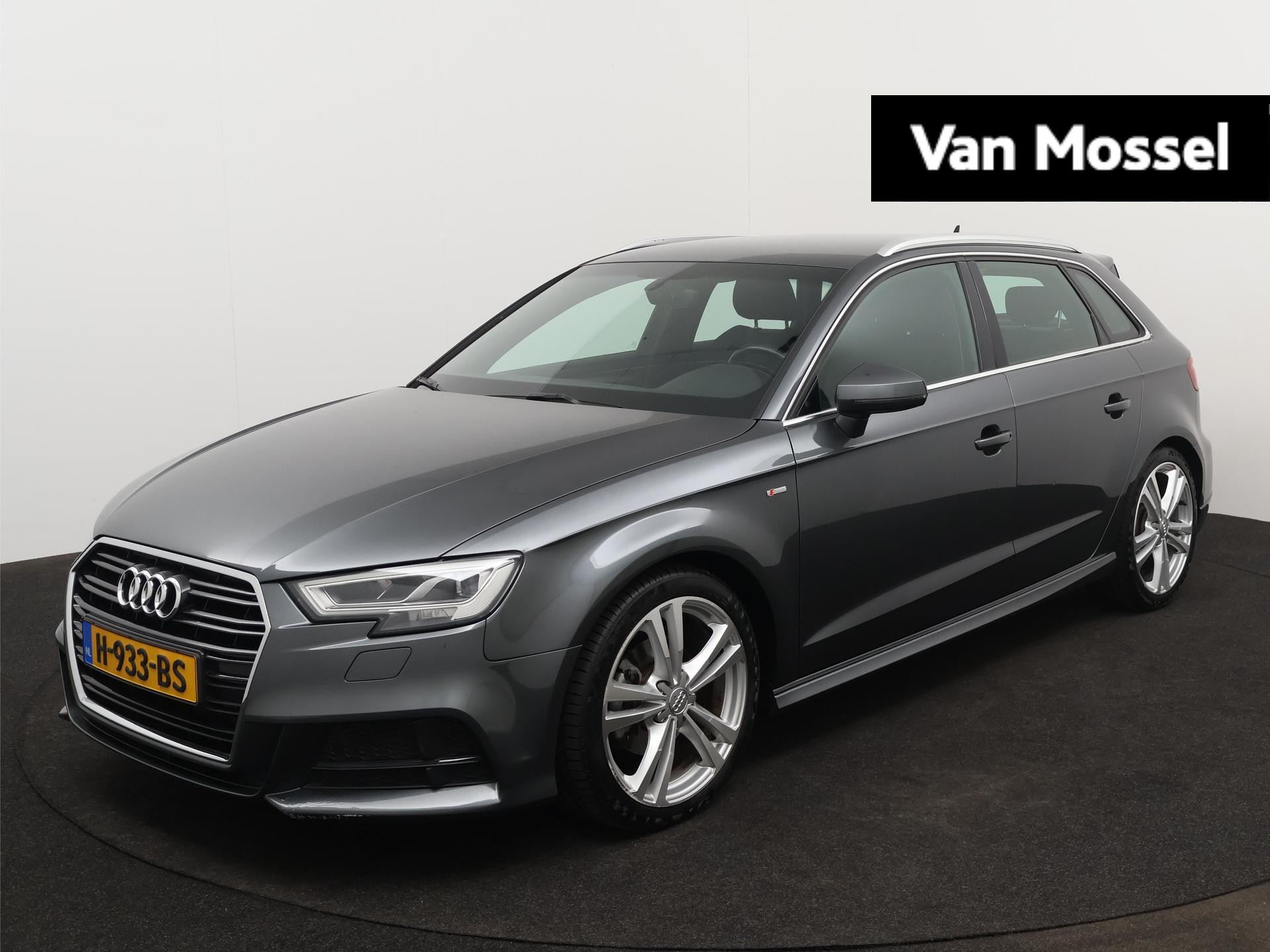 Audi A3 Sportback 35 TFSI CoD Advance Sport 150 PK | S-Line | Automaat | Stoelverwarming | Navigatie | Parkeersensoren | Audi Smartphone Interface | Cruise Control | Virtual Cockpit |