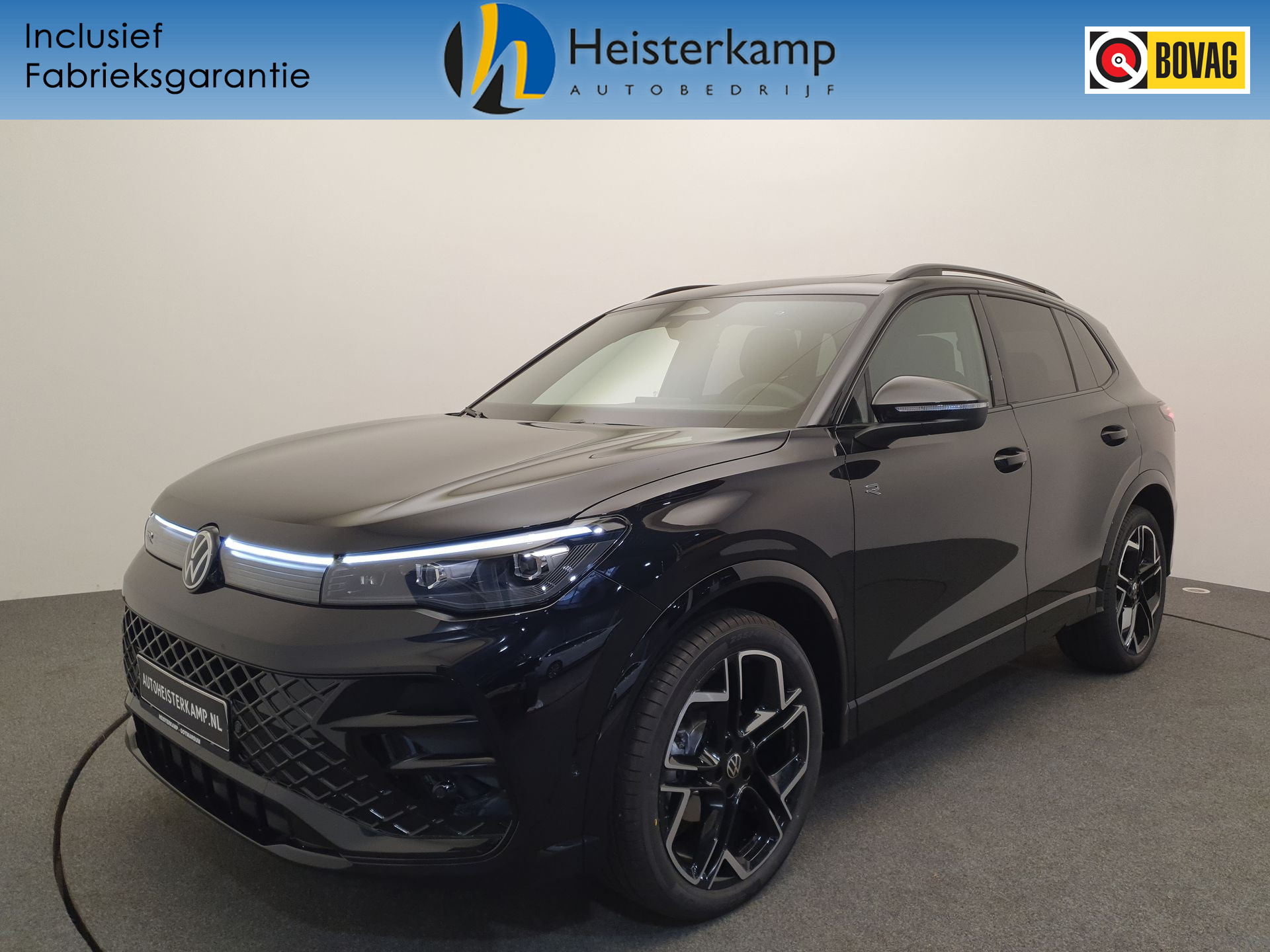 Volkswagen Tiguan 1.5 eTSI 150pk DSG/AUT R-Line LEDER, Wegklapbare trekhaak, Panoramadak