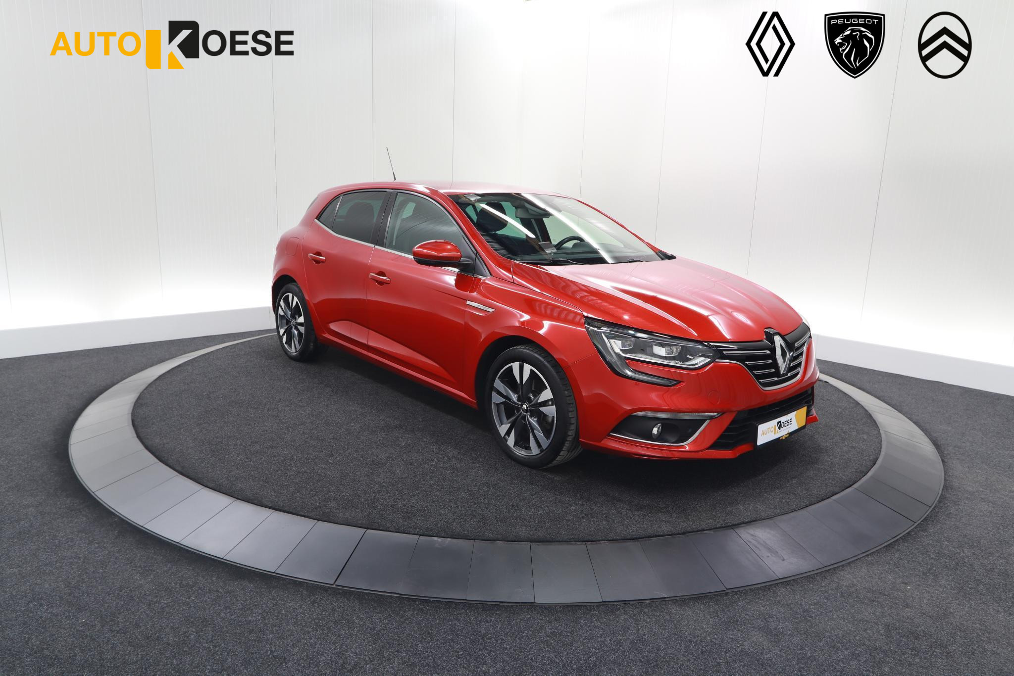 Renault Mégane TCe 140 Limited | Camera | Apple Carplay | Parkeersensoren | Navigatie