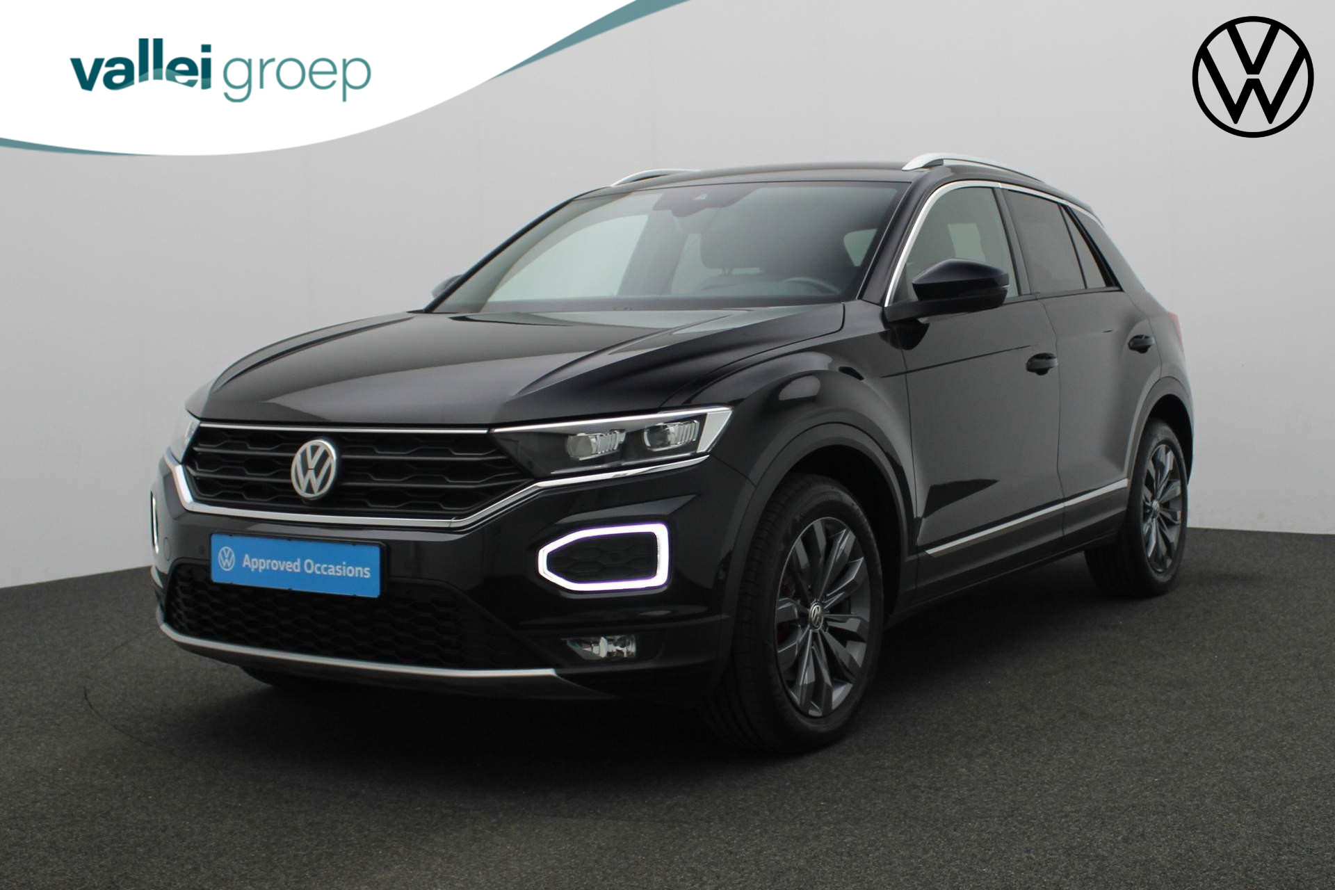 Volkswagen T-Roc 1.5 TSI 150PK DSG Sport | Trekhaak | Navi | Full LED | Virtual Cockpit | ACC | 17 inch