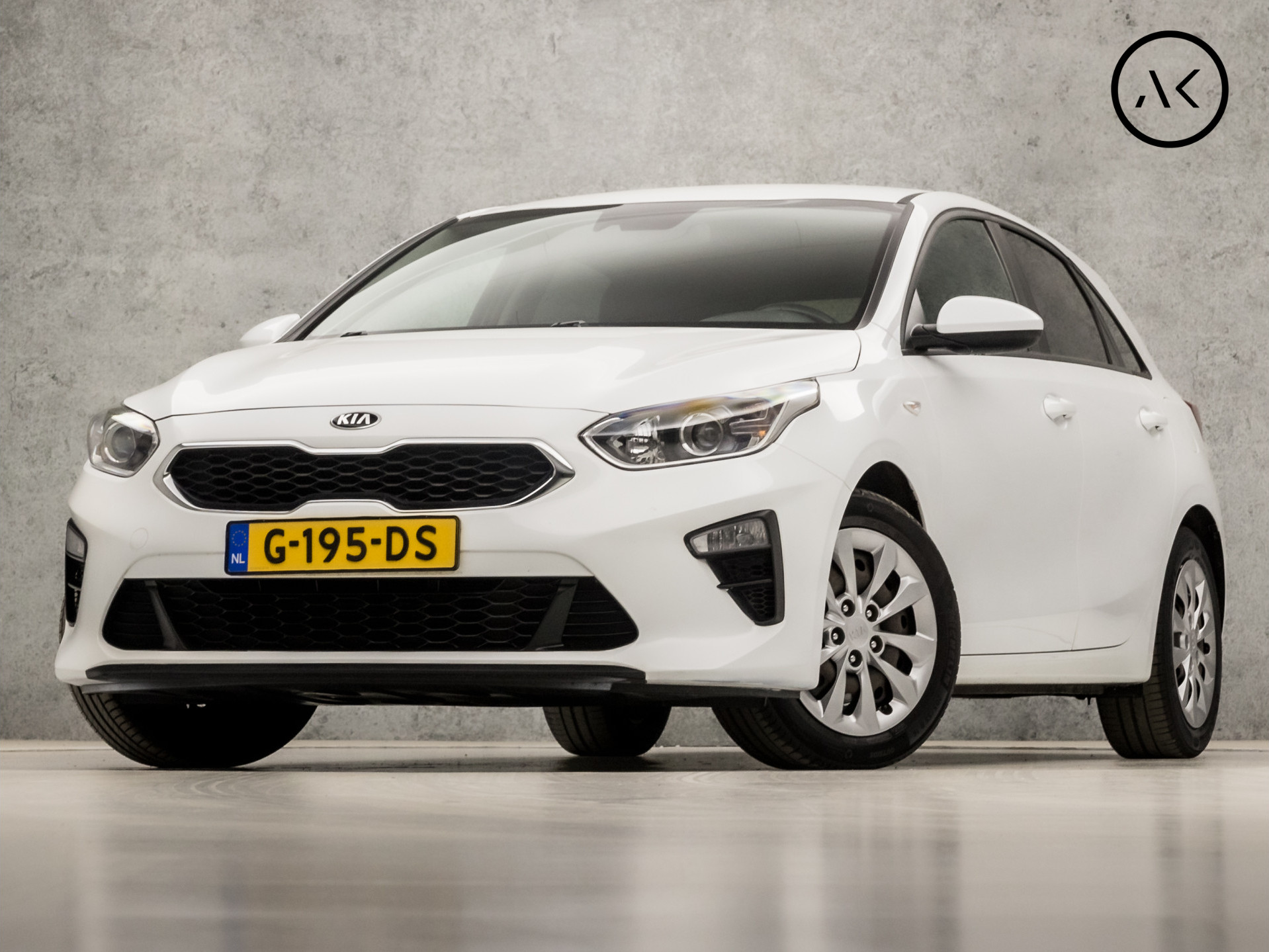 Kia Ceed 1.0 T-GDi Comfort (LANE ASSIST, GETINT GLAS, SPORTSTOELEN, XENON, CRUISE, ELEK PAKKET, NIEUWE APK, NIEUWSTAAT)