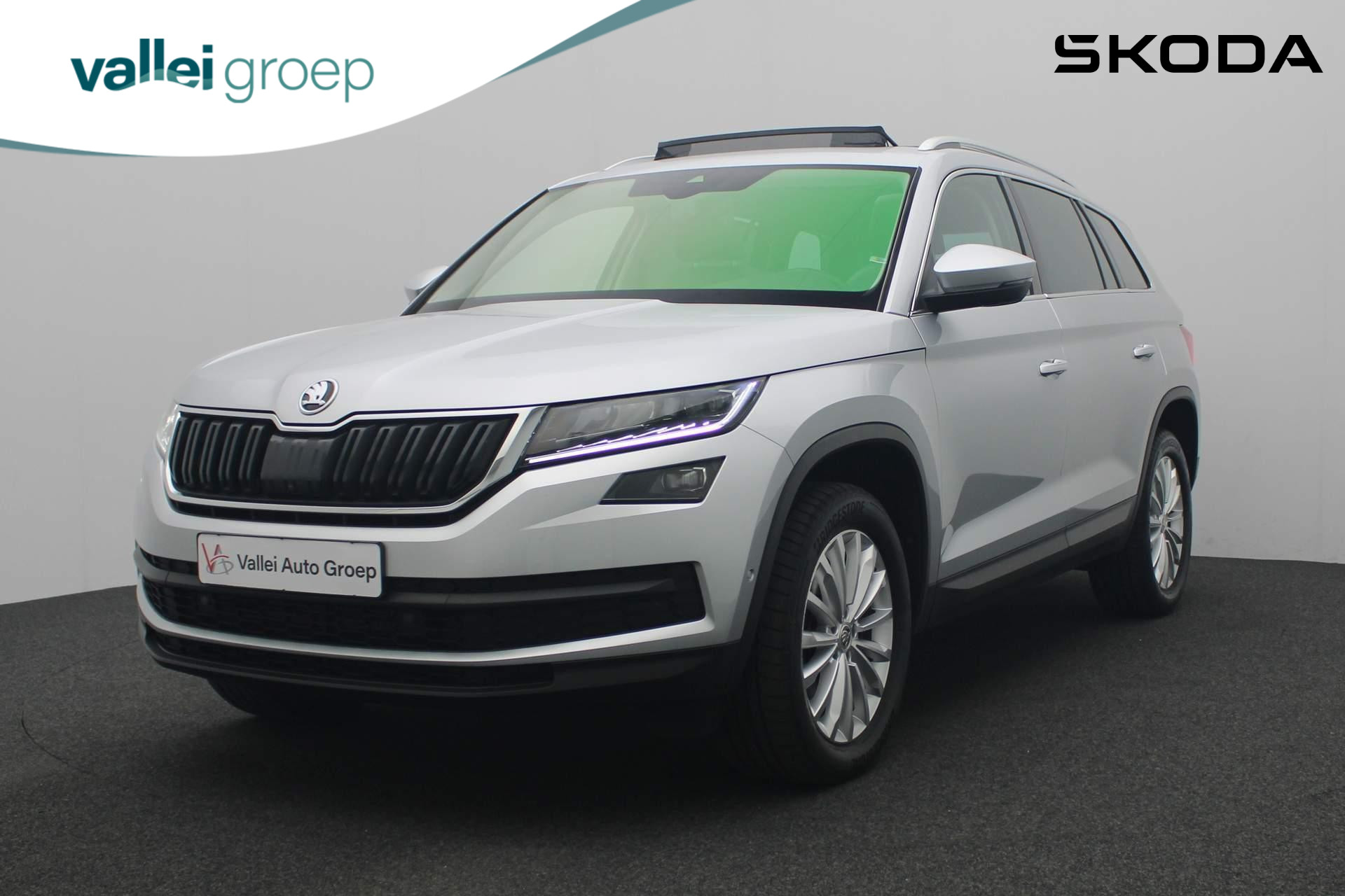 Škoda Kodiaq 1.5 TSI 150PK DSG Business Edition Plus | 360 Camera | Stoelverwarming | Leder | CANTON sound | 18 inch