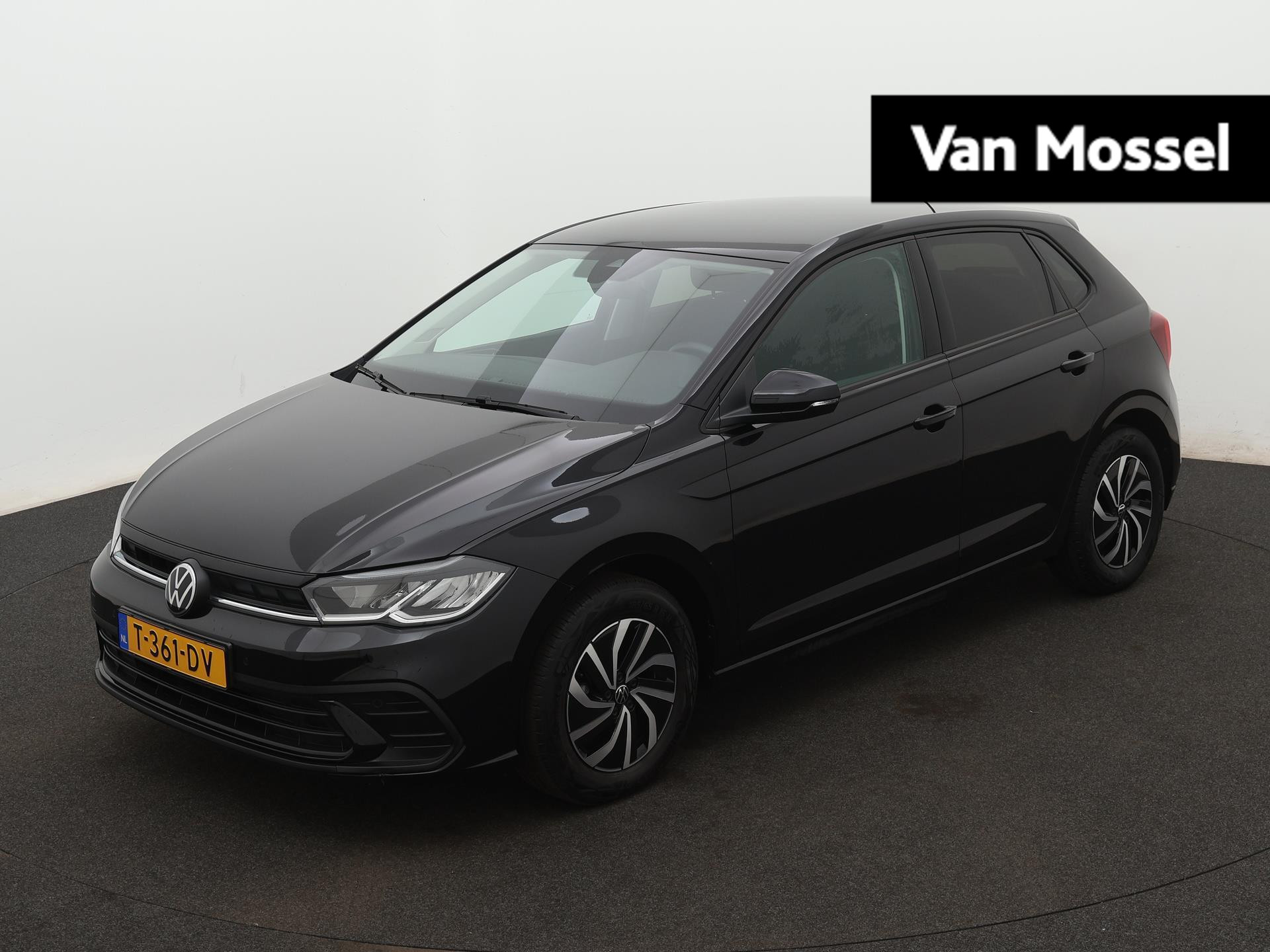 Volkswagen Polo 1.0 TSI Life 95 PK | Navigatie | Stoelverwarming | Keyless | Parkeersensoren | Bluetooth | Adaptive Cruise Control | App Connect