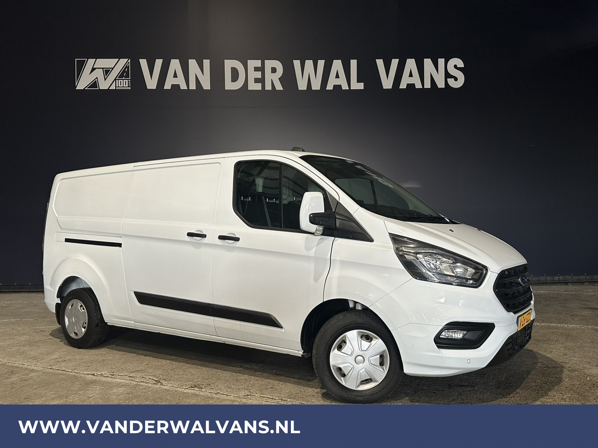 Ford Transit Custom 2.0 TDCI L2H1 Euro6 Airco | Camera | Apple Carplay | Android Auto | LED | Cruisecontrol Parkeersensoren, verwarmde voorruit, Bijrijdersbank