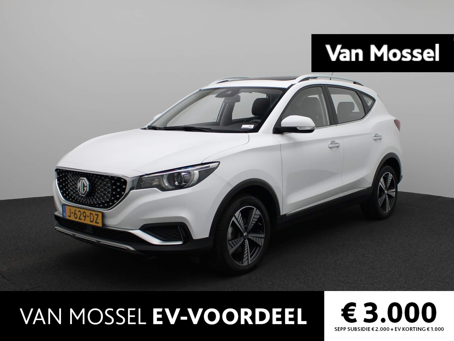 MG ZS-EV Luxury 45 kWh | Leder | Navi | Cam | Airco | Schuifdak | LMV |