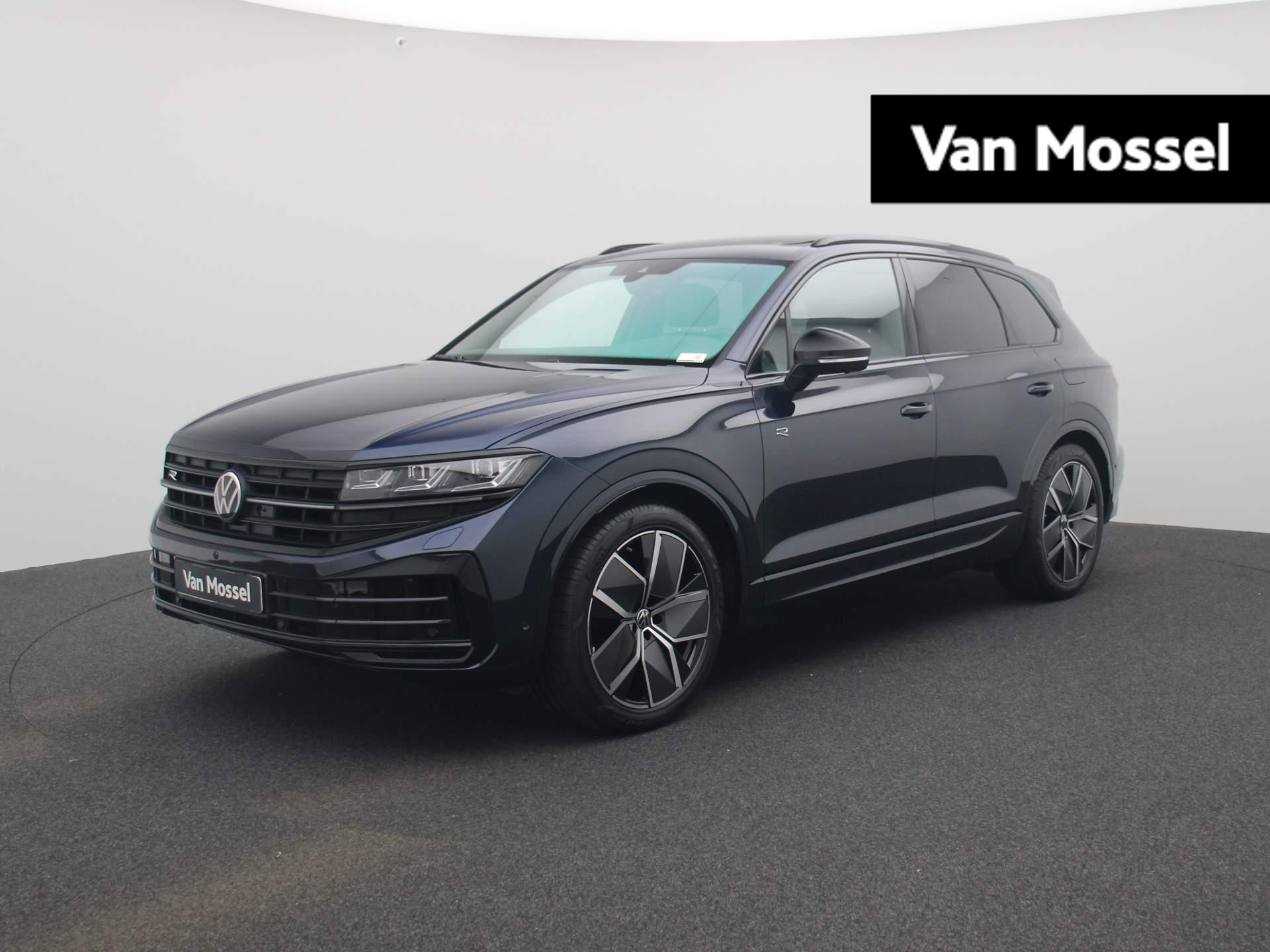 Volkswagen Touareg 3.0 TSi eHybrid 4MOTION R 462 PK | R-line | Automaat | Navigatie | Camera | Panoramadak | Adaptive Cruise Control | Trekhaak | Climate Control | Stoelverwarming | Parkeersensoren | Lichtmetalen velgen | Privacy glass |