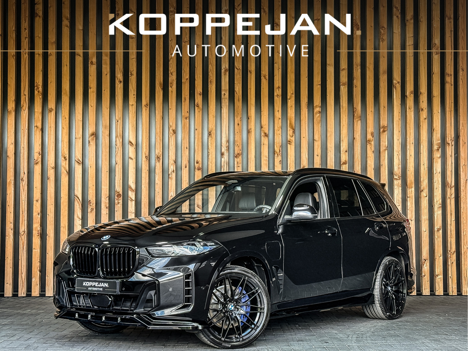 BMW X5 xDrive50e 490PK High Executive M-Sport | PANO | HARMAN KARDON | SKYLOUNGE | WARMTECOMFORT | LEDER |